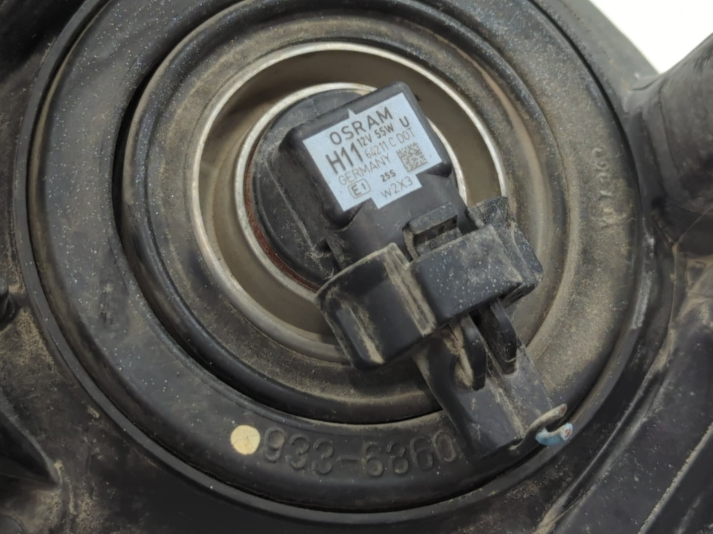 2011-2012 Nissan Rogue Driver Left Oem Head Light Headlight Lamp - Oemusedautoparts1.com