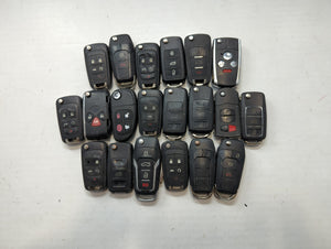 Lot of 24 Aftermarket Keyless Entry Remote Fob MIXED FCC IDS MIXED PART