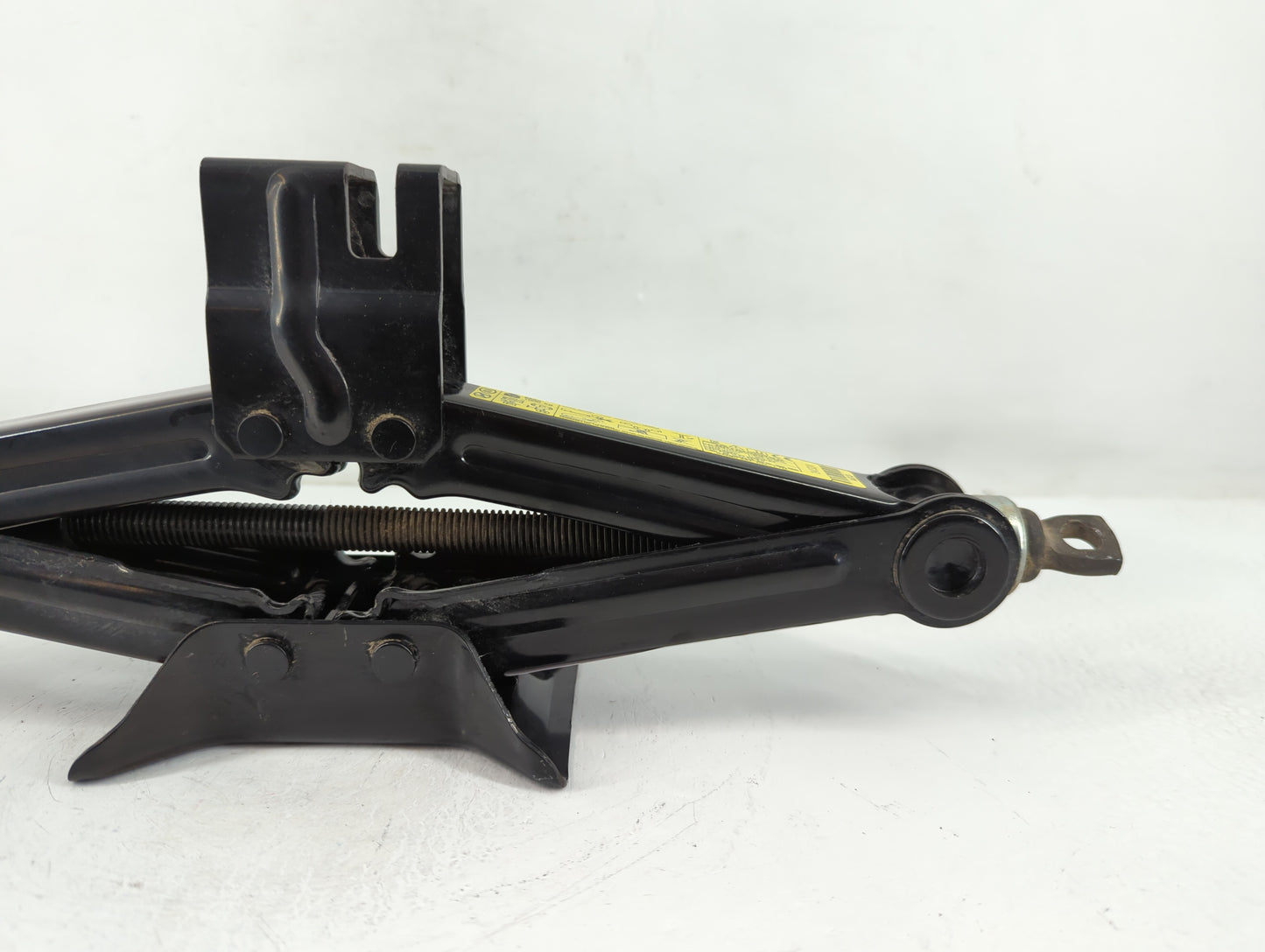2019 Hyundai Kona Spare Scissor Car Jack - Oemusedautoparts1.com