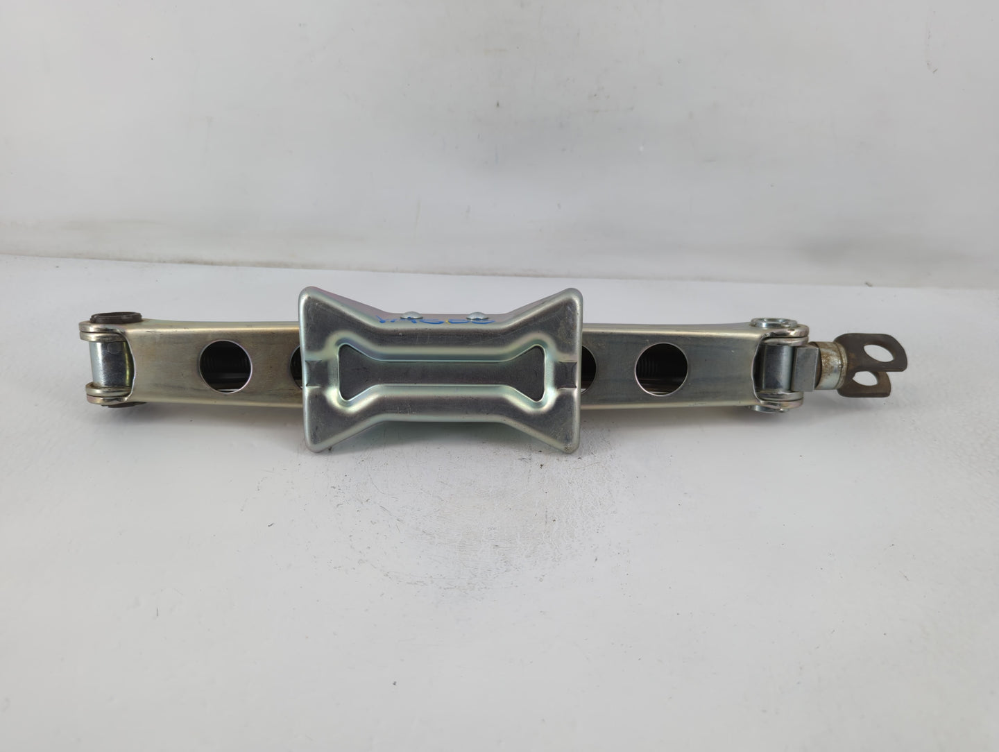 2021 Honda Hr-v Spare Scissor Car Jack - Oemusedautoparts1.com