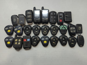 Lot of 25 Aftermarket Keyless Entry Remote Fob MIXED FCC IDS MIXED PART