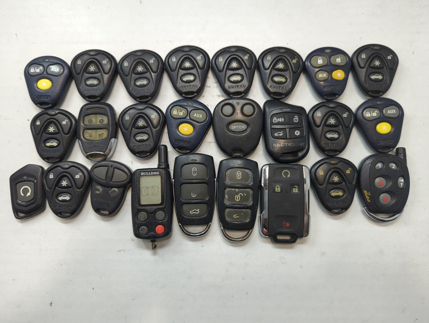Lot of 25 Aftermarket Keyless Entry Remote Fob MIXED FCC IDS MIXED PART - Oemusedautoparts1.com