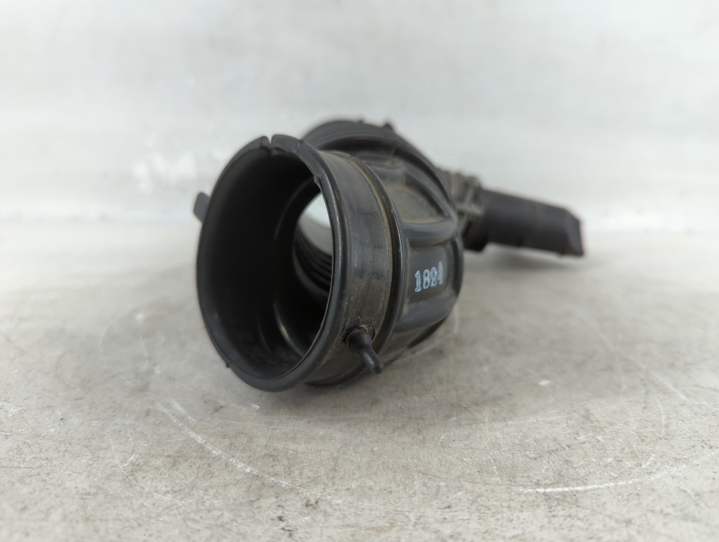 2014 Nissan Sentra Air Cleaner Intake Duct Hose Tube - Oemusedautoparts1.com