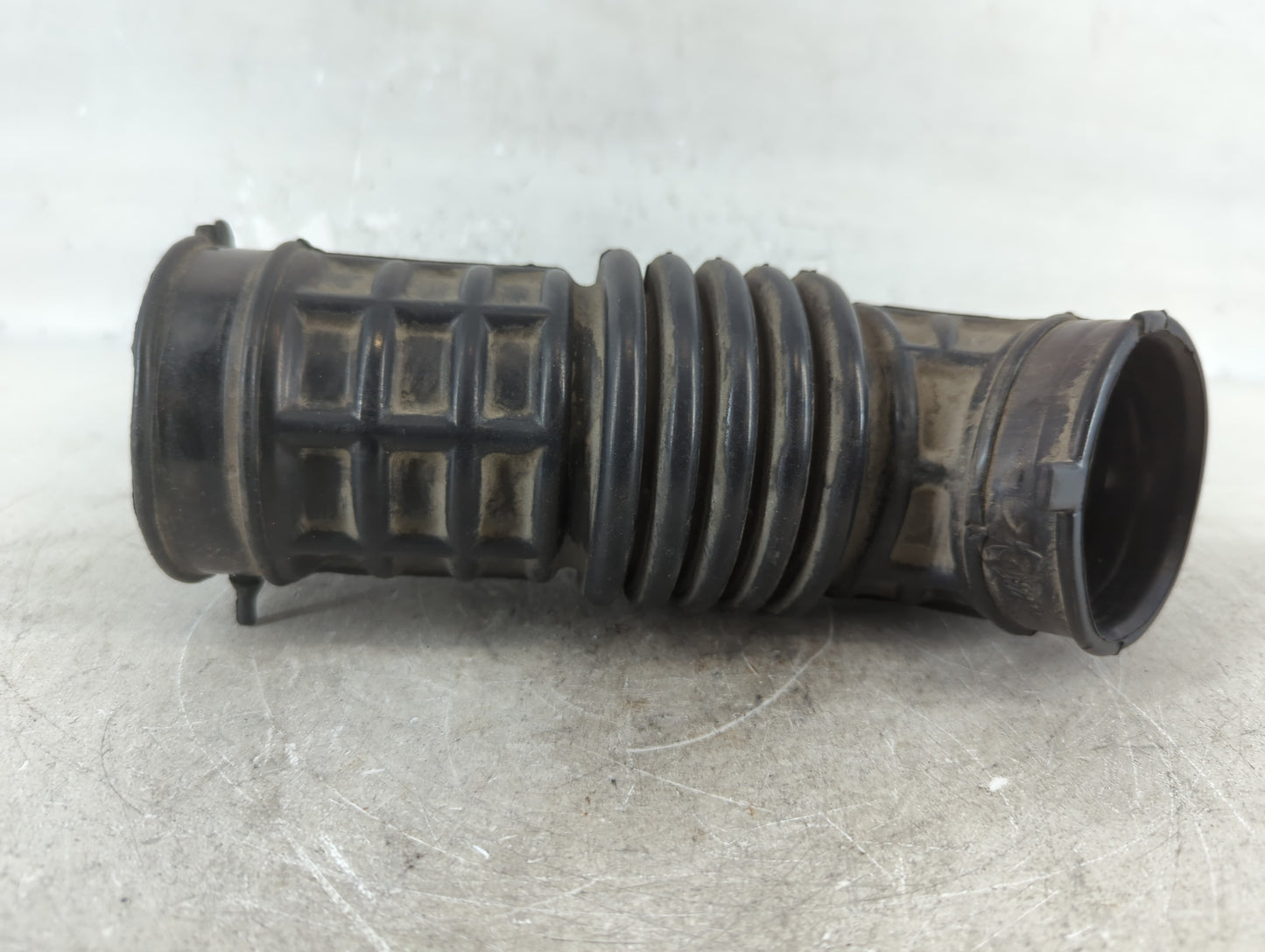 2014 Nissan Sentra Air Cleaner Intake Duct Hose Tube - Oemusedautoparts1.com