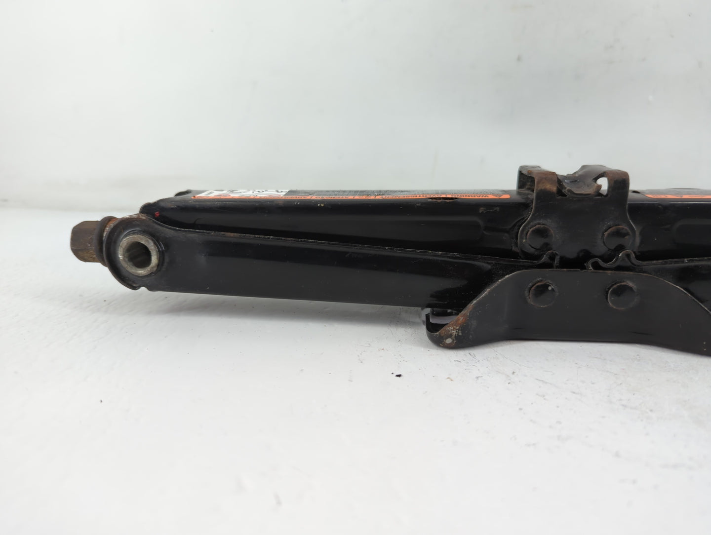 2014 Buick Verano Spare Scissor Car Jack - Oemusedautoparts1.com