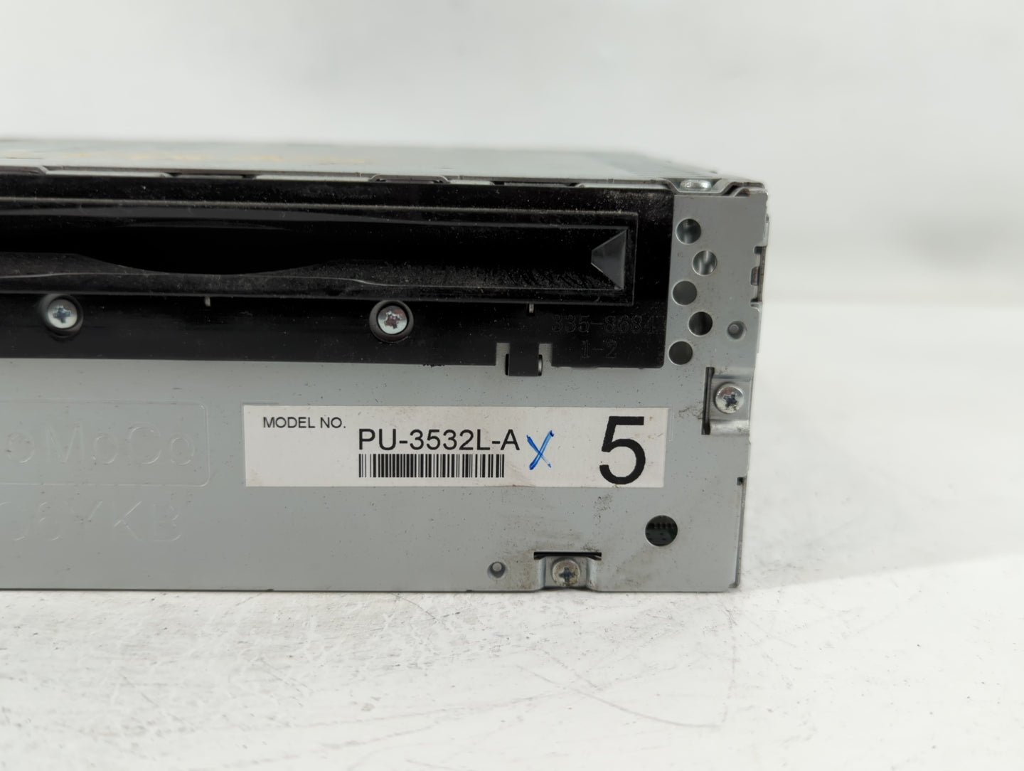 2013 Ford Explorer Radio AM FM Cd Player Receiver Replacement P/N:DB5T-19C107-BC Fits OEM Used Auto Parts - Oemusedautoparts1.com