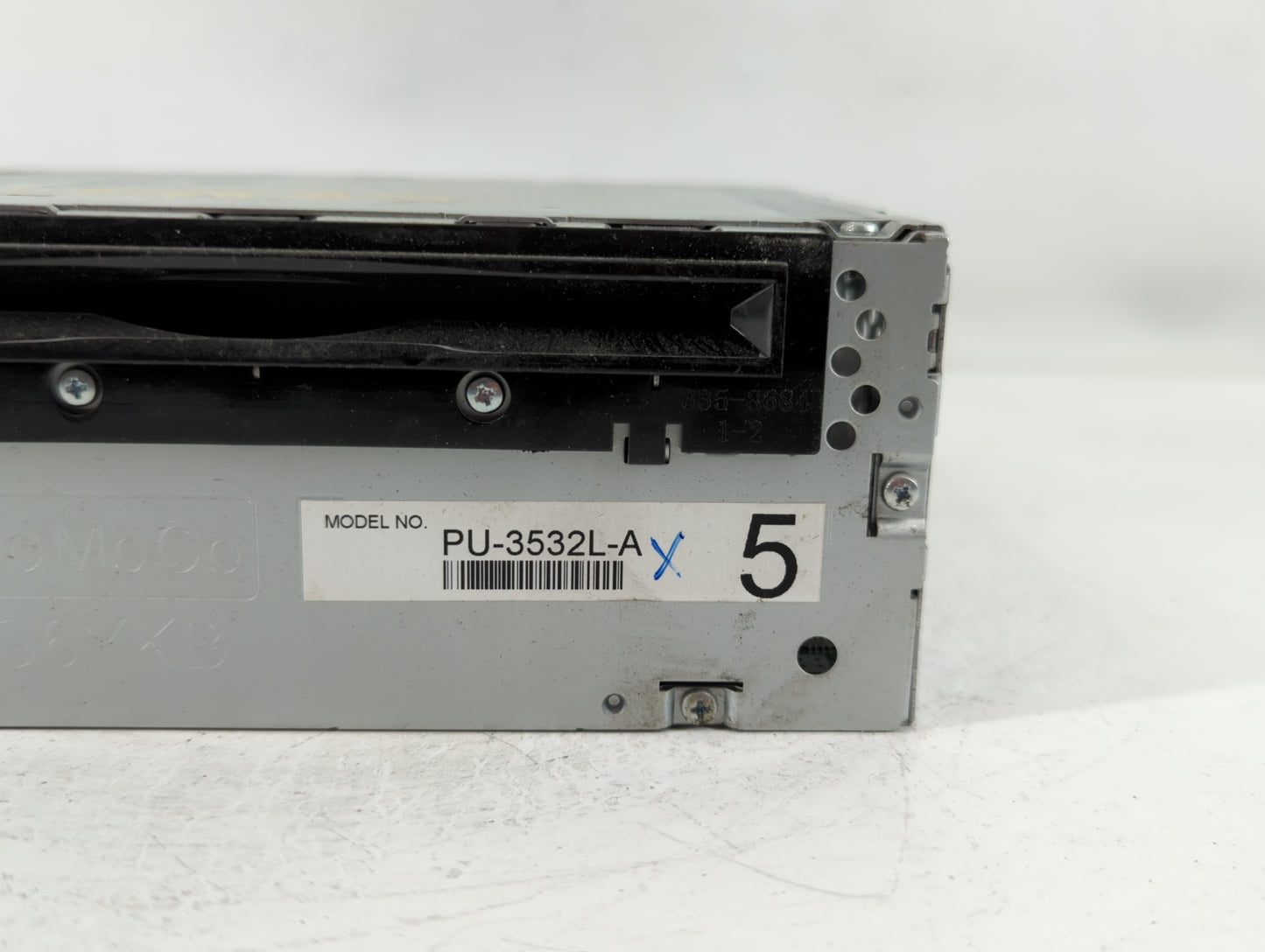 2013 Ford Explorer Radio AM FM Cd Player Receiver Replacement P/N:DB5T-19C107-BC Fits OEM Used Auto Parts - Oemusedautoparts1.com