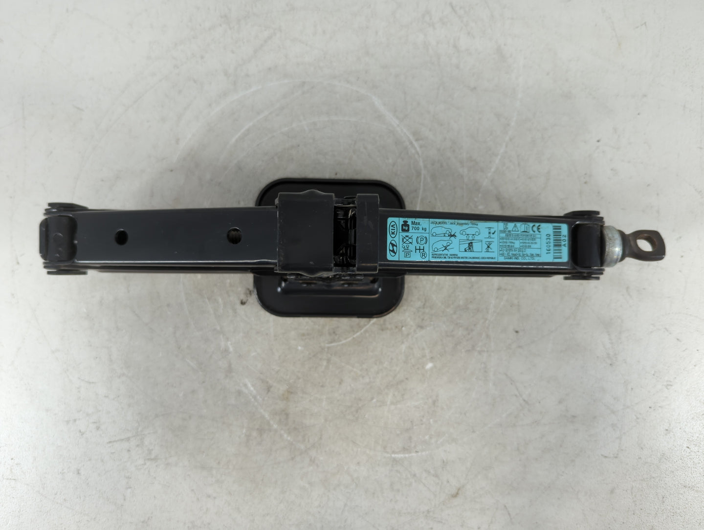 2019 Hyundai Elantra Spare Scissor Car Jack - Oemusedautoparts1.com
