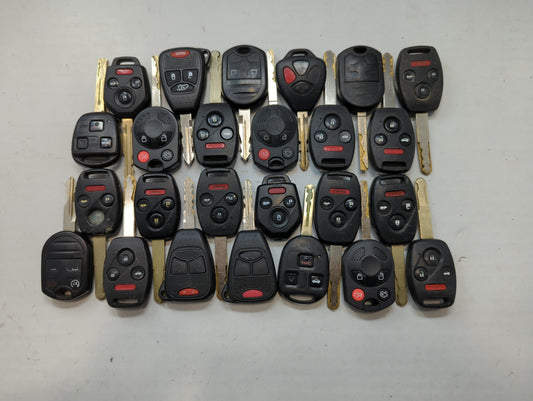 Lot of 25 Aftermarket Keyless Entry Remote Fob MIXED FCC IDS MIXED PART - Oemusedautoparts1.com