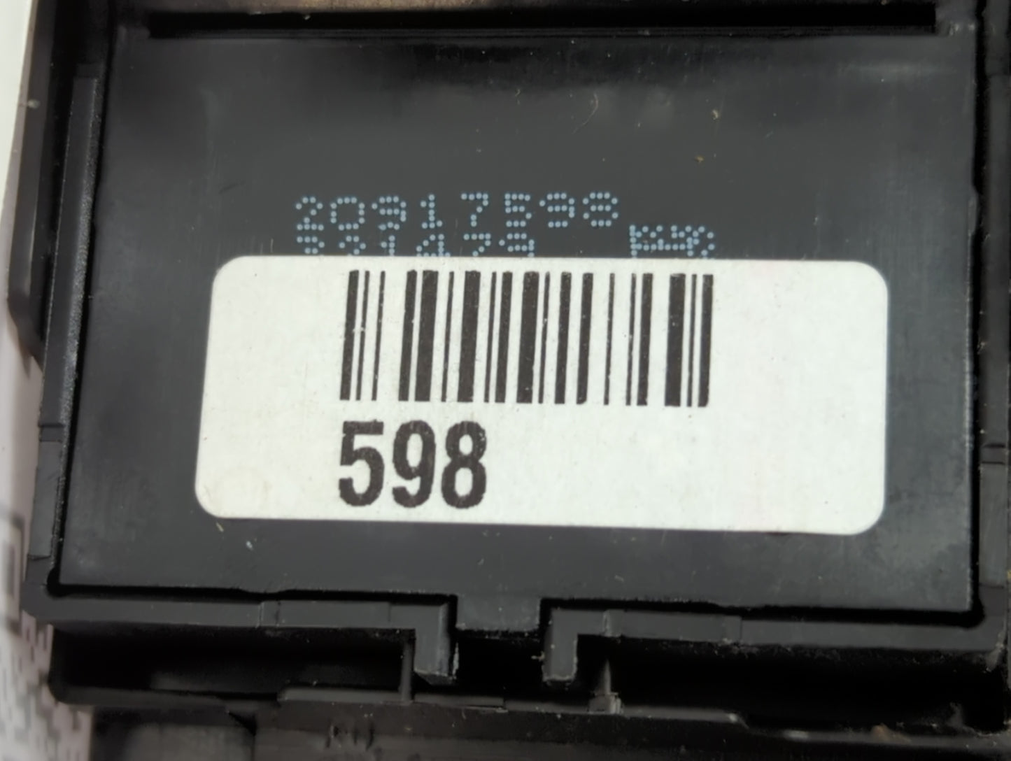 2010-2017 Gmc Terrain Master Power Window Switch Replacement Driver Side Left P/N:20917598 Fits OEM Used Auto Parts - Oemusedautoparts1.com
