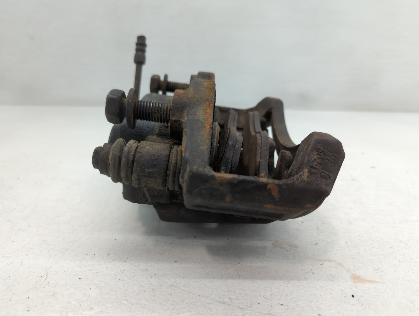 2005-2006 Dodge Durango Front Passenger Right Brake Caliper - Oemusedautoparts1.com