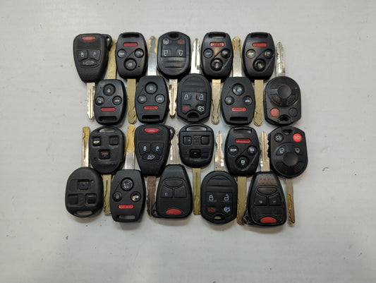 Lot of 20 Aftermarket Keyless Entry Remote Fob MIXED FCC IDS MIXED PART - Oemusedautoparts1.com