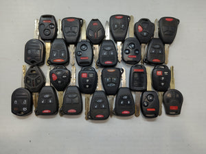 Lot of 25 Aftermarket Keyless Entry Remote Fob MIXED FCC IDS MIXED PART