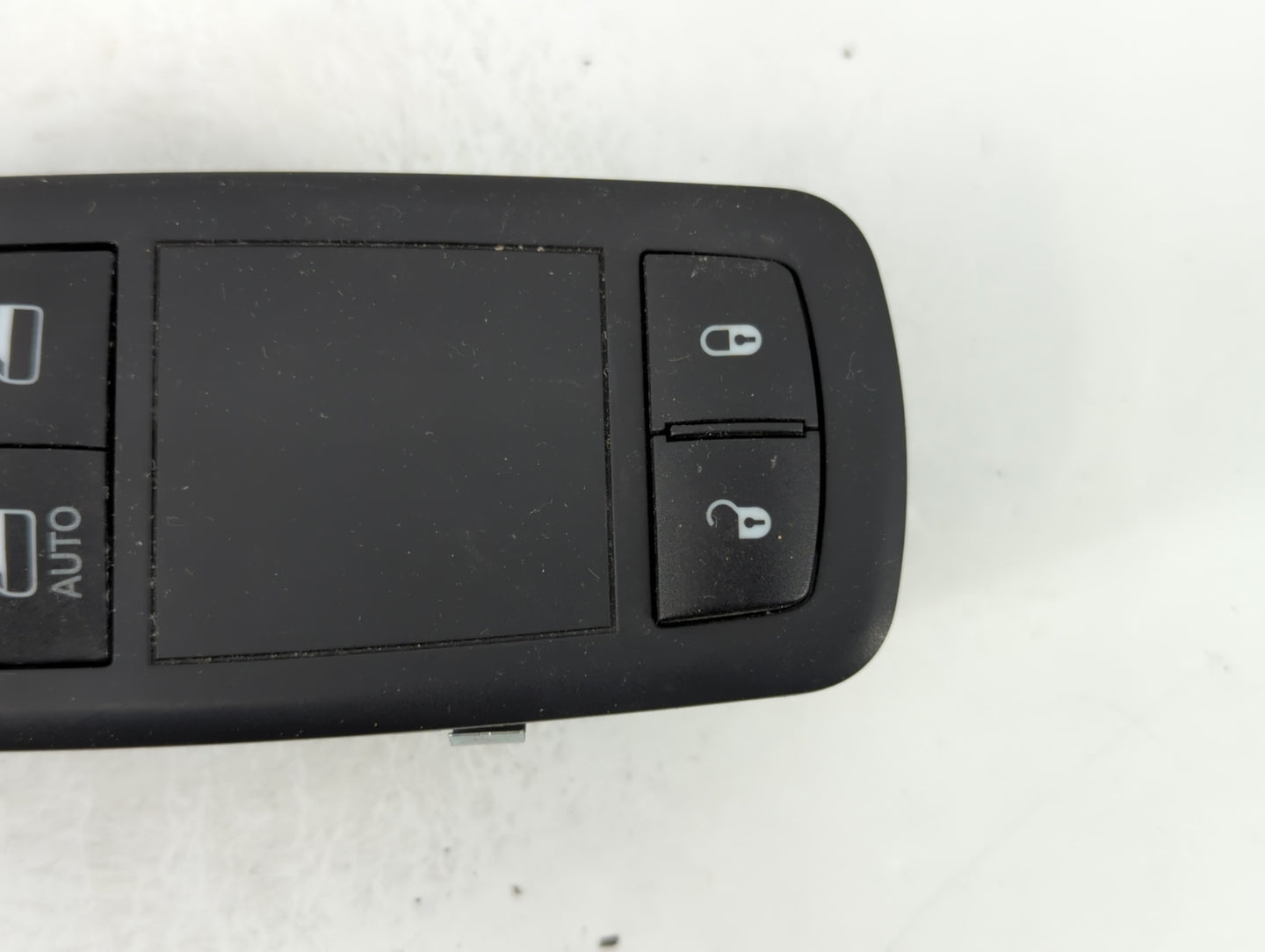 2007-2008 Volkswagen Eos Interior Rear View Mirror Replacement OEM P/N:68298870AA Fits Fits 2005 2006 2007 2008 2009 OEM Used Auto Parts - Oemusedautoparts1.com