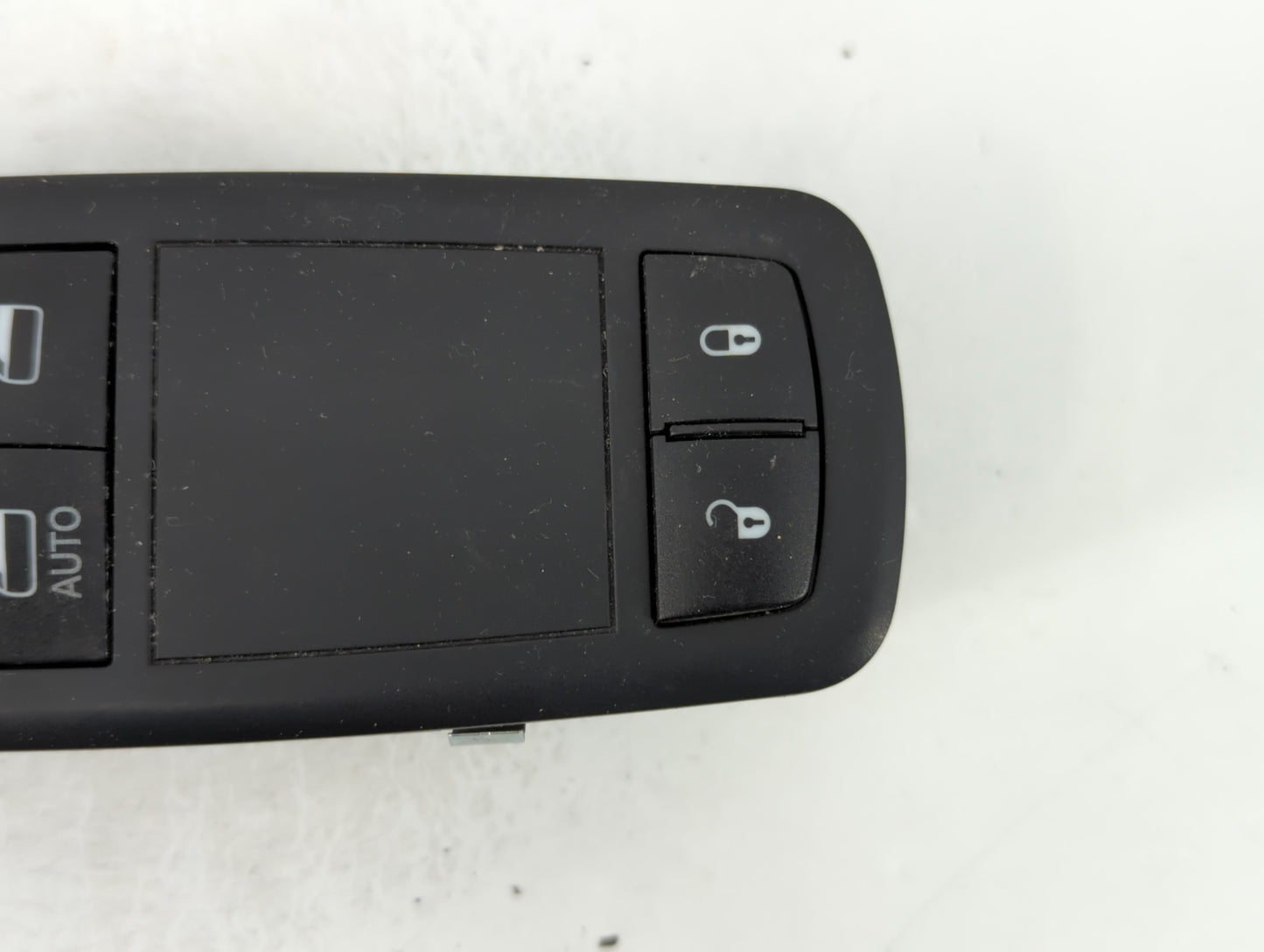 2007-2008 Volkswagen Eos Interior Rear View Mirror Replacement OEM P/N:68298870AA Fits Fits 2005 2006 2007 2008 2009 OEM Used Auto Parts - Oemusedautoparts1.com