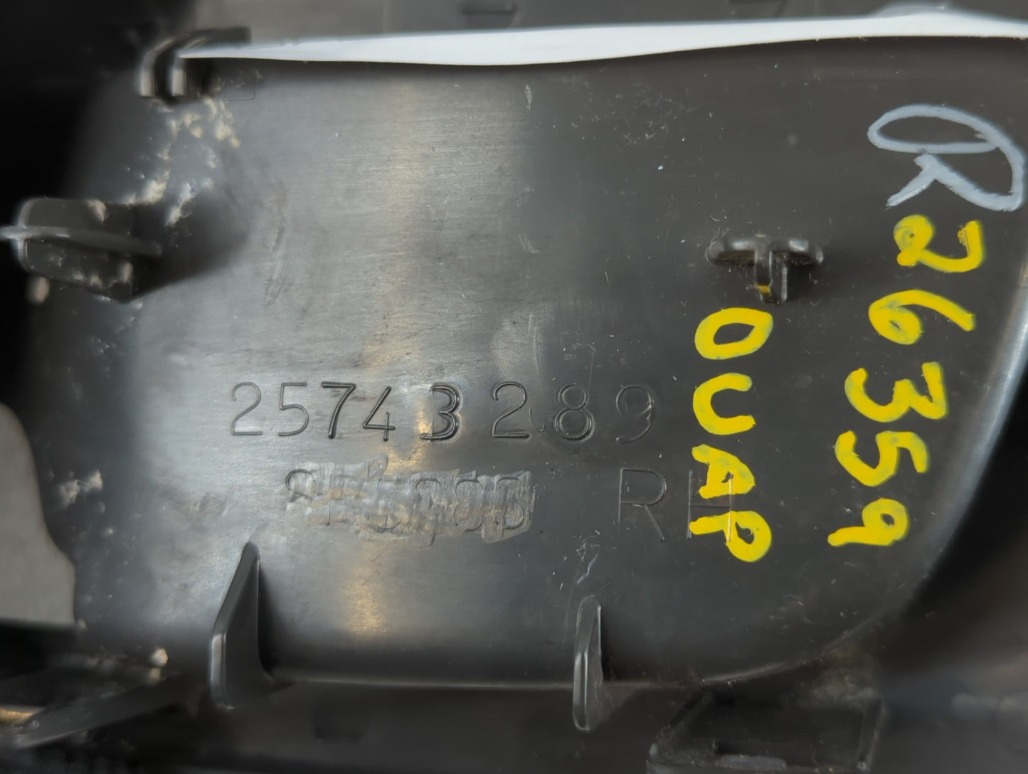 2003 Cadillac Cts Passenger Right Power Window Switch 25743289 - Oemusedautoparts1.com