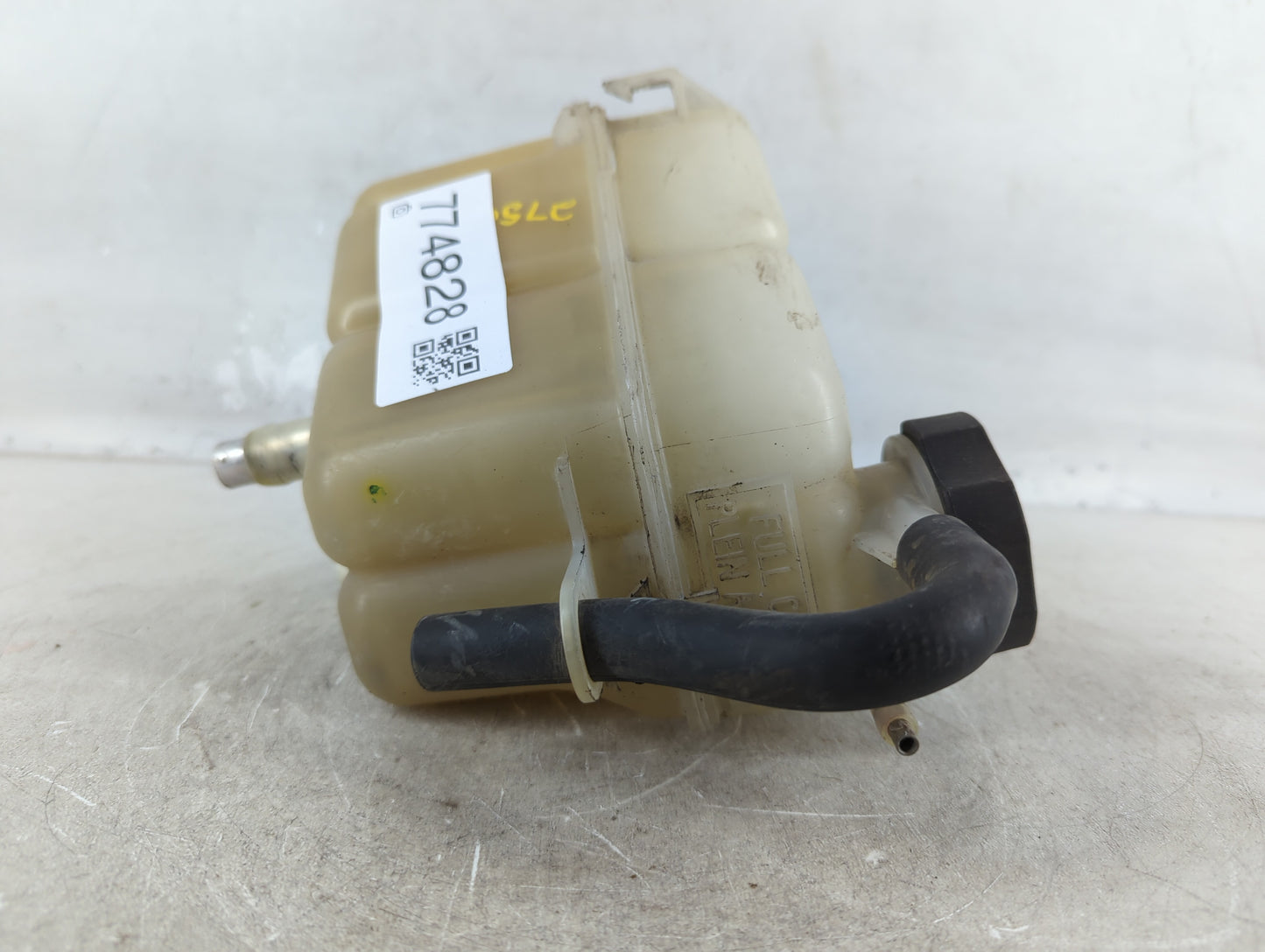 2003-2007 Saturn Ion Windshield Washer Fluid Reservoir Bottle Oem - Oemusedautoparts1.com