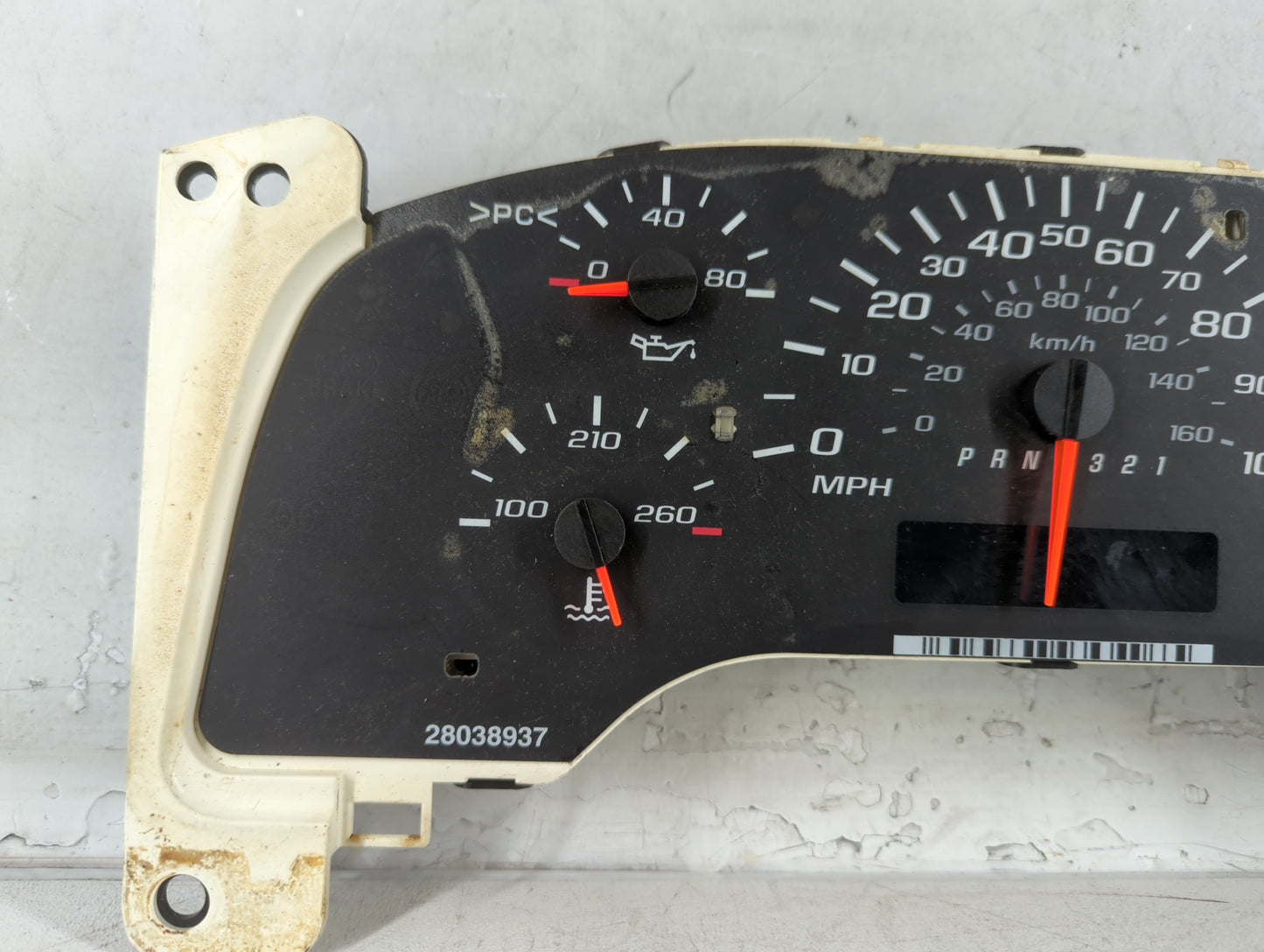 2008-2010 Chevrolet Express 1500 Instrument Cluster Speedometer Gauges P/N:28132658 25932368 Fits Fits 2008 2009 2010 OEM Used Auto Parts - Oemusedautoparts1.com