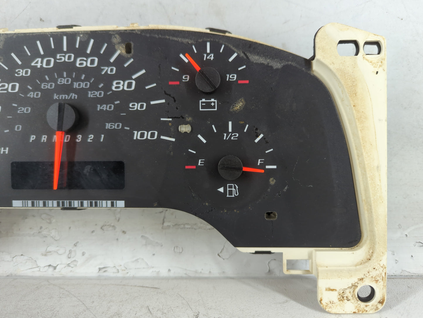 2008-2010 Chevrolet Express 1500 Instrument Cluster Speedometer Gauges P/N:28132658 25932368 Fits Fits 2008 2009 2010 OEM Used Auto Parts - Oemusedautoparts1.com