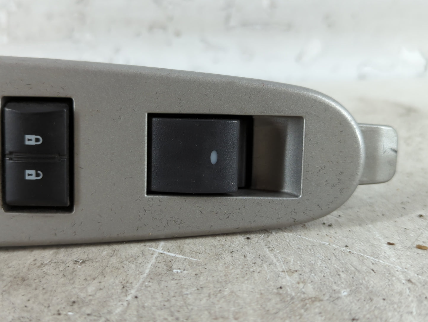 2009 Pontiac G5 Passenger Right Power Window Switch 15927317|584503 - Oemusedautoparts1.com