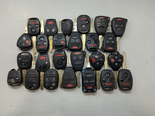 Lot of 25 Aftermarket Keyless Entry Remote Fob MIXED FCC IDS MIXED PART - Oemusedautoparts1.com