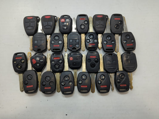 Lot of 25 Aftermarket Keyless Entry Remote Fob MIXED FCC IDS MIXED PART - Oemusedautoparts1.com