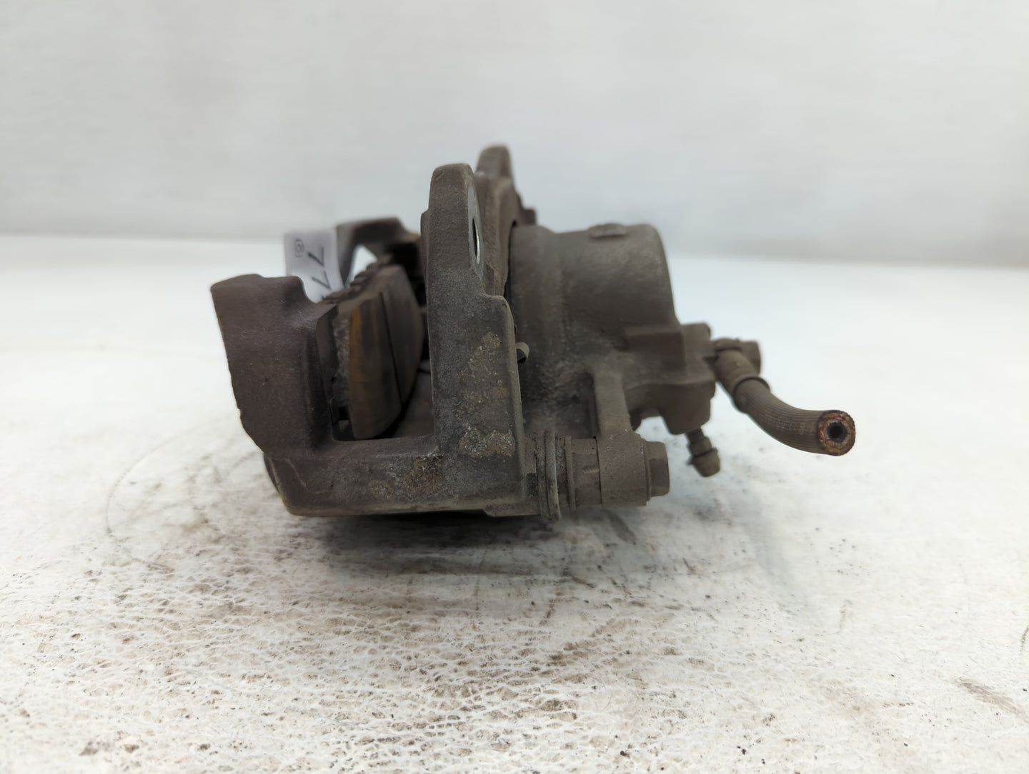 2007-2011 Lexus Es350 Front Driver Left Brake Caliper - Oemusedautoparts1.com