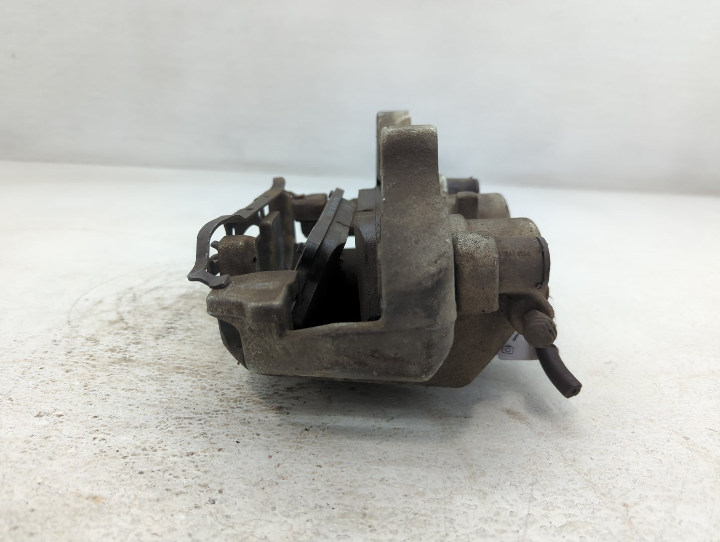 2011-2022 Dodge Durango Front Driver Left Brake Caliper - Oemusedautoparts1.com