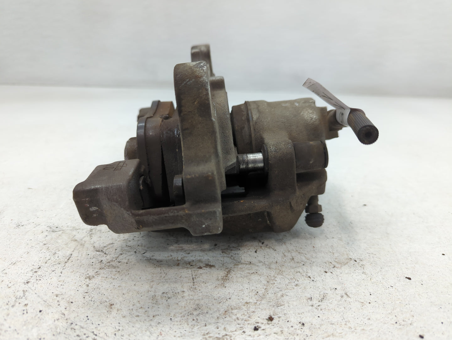 2015-2020 Volkswagen Passat Front Passenger Right Brake Caliper - Oemusedautoparts1.com