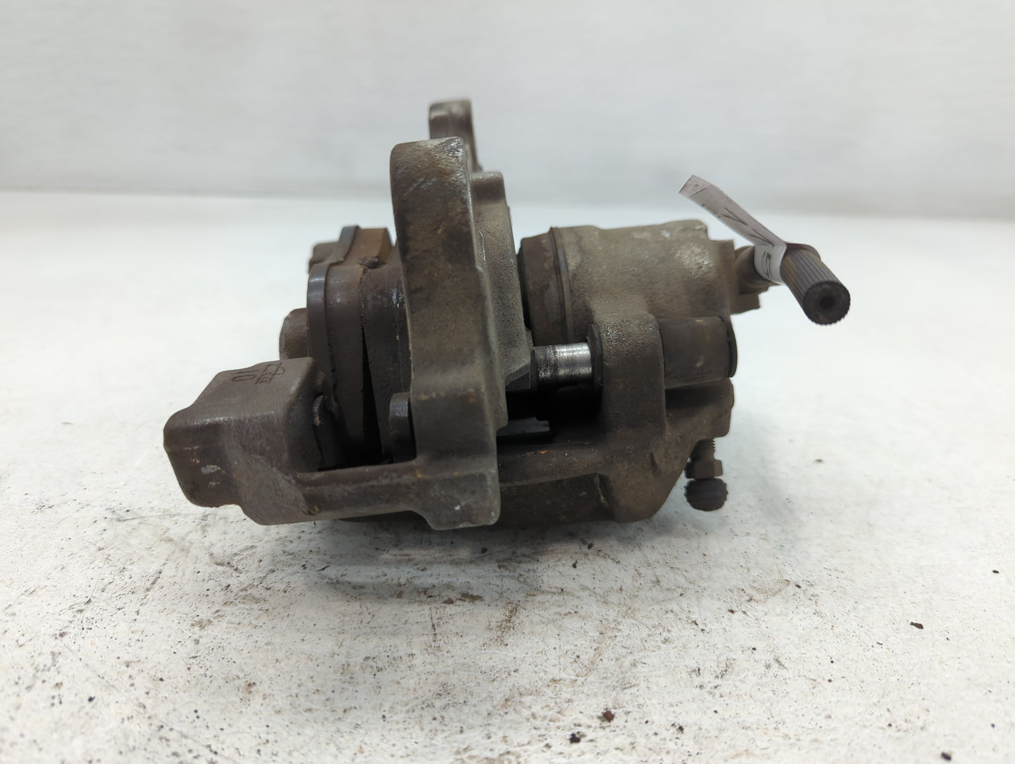 2015-2020 Volkswagen Passat Front Passenger Right Brake Caliper - Oemusedautoparts1.com