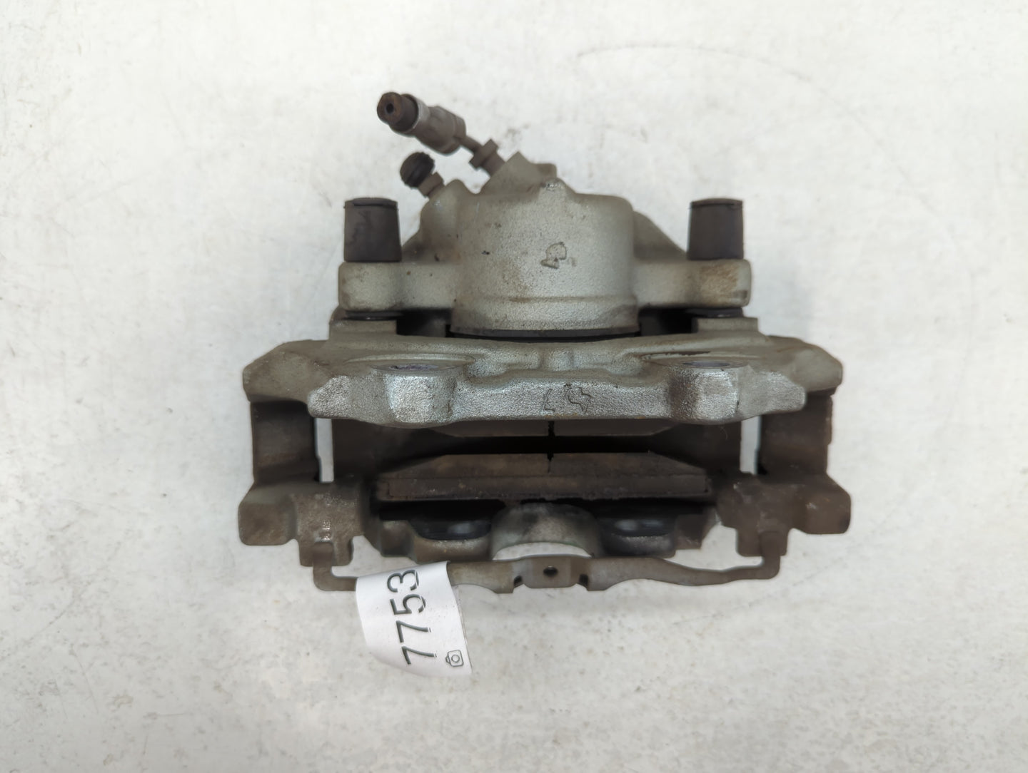2015-2019 Lincoln Mkc Front Driver Left Brake Caliper - Oemusedautoparts1.com