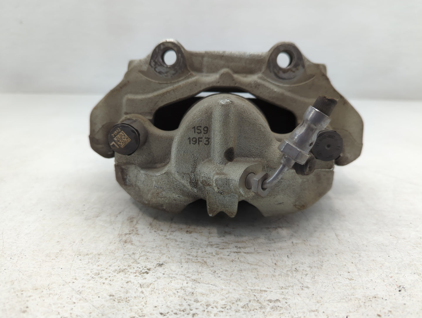 2015-2019 Lincoln Mkc Front Driver Left Brake Caliper - Oemusedautoparts1.com