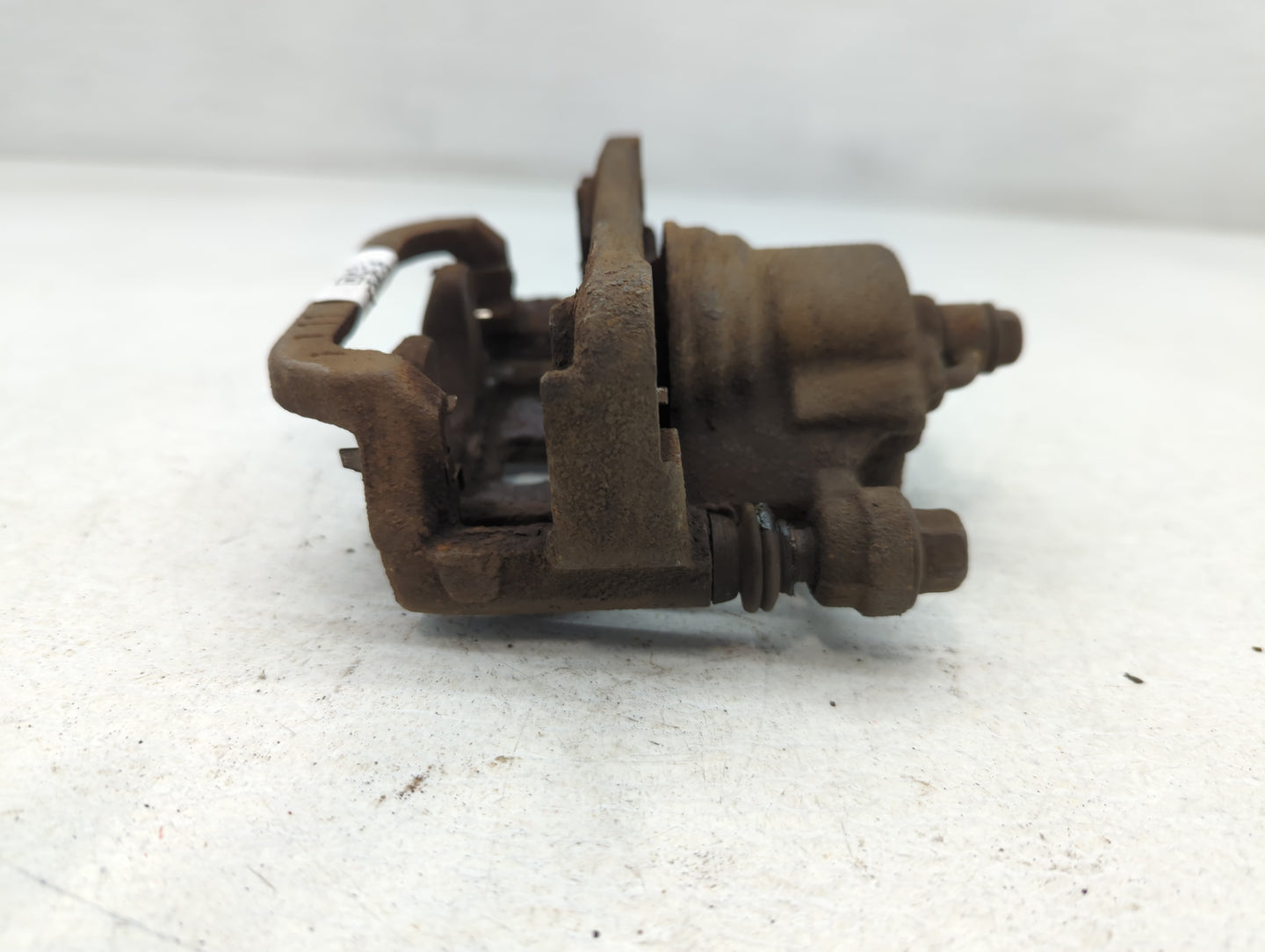 2008-2015 Nissan Rogue Front Passenger Right Brake Caliper - Oemusedautoparts1.com