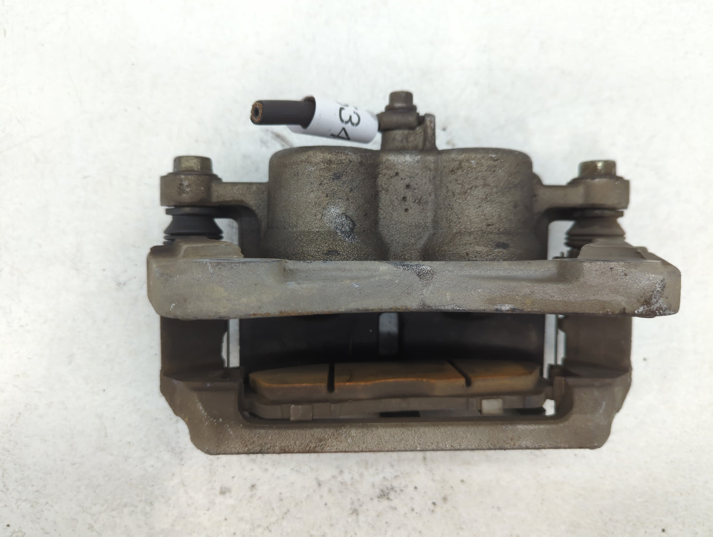 2018-2020 Chevrolet Traverse Front Driver Left Brake Caliper - Oemusedautoparts1.com