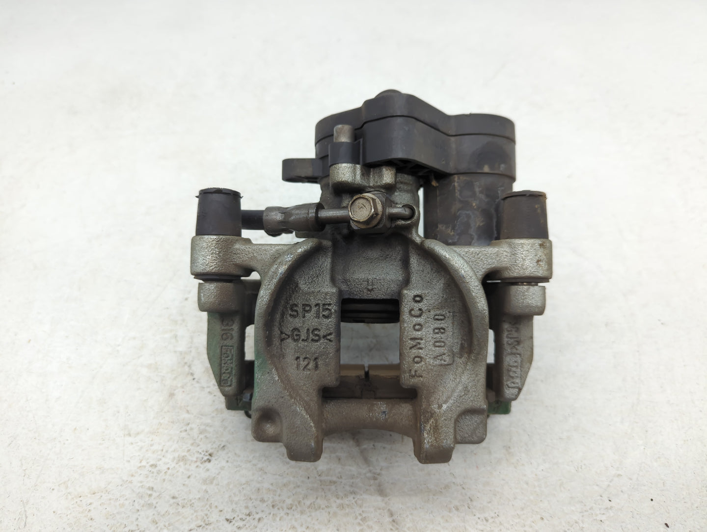 2015-2019 Lincoln Mkc Front Driver Left Brake Caliper - Oemusedautoparts1.com