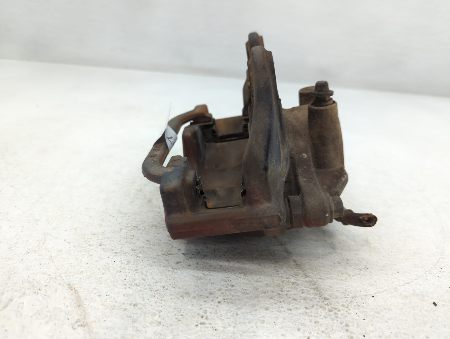 2007-2014 Gmc Yukon Xl 1500 Rear Passenger Right Brake Caliper - Oemusedautoparts1.com