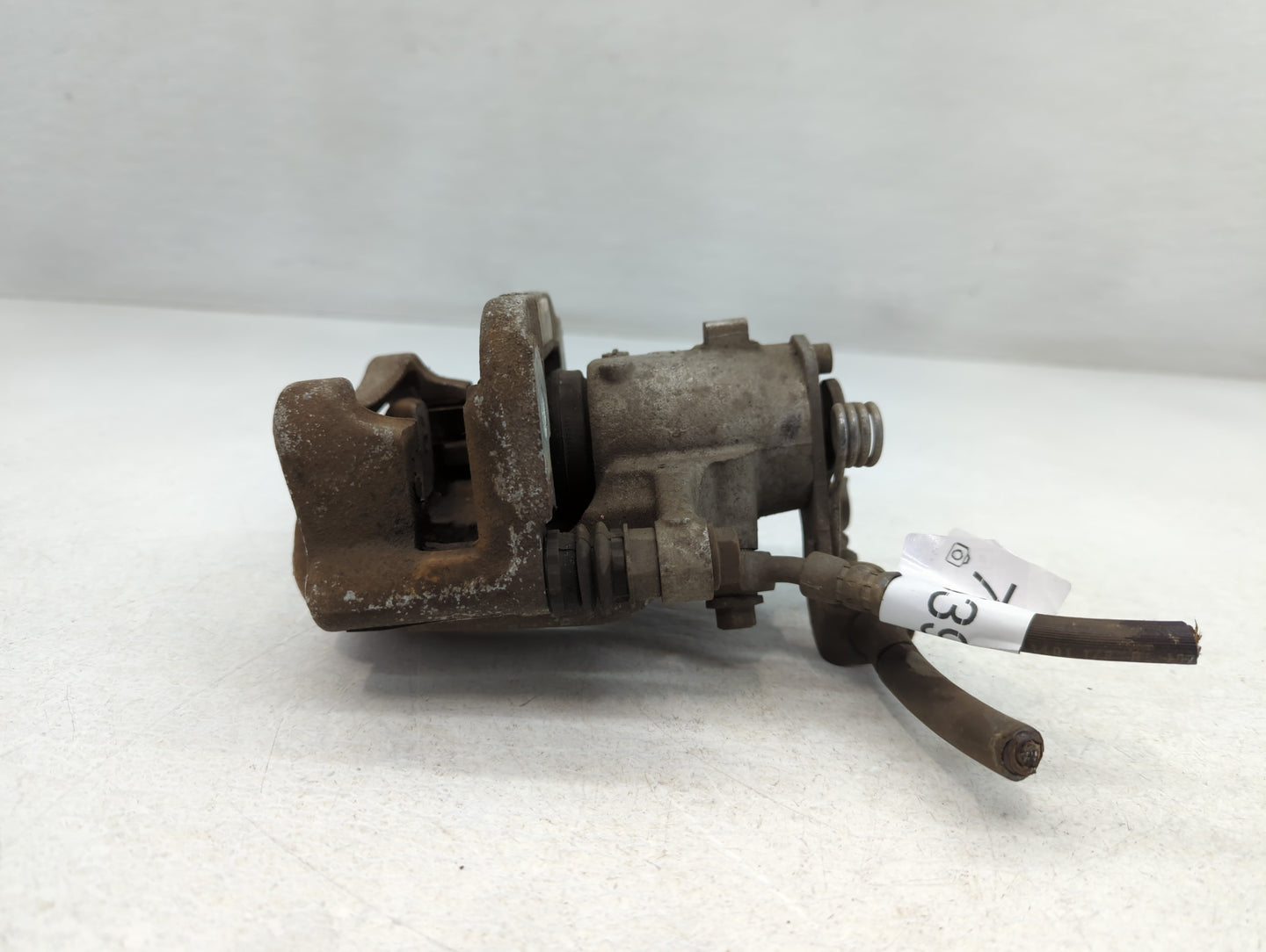 2011-2017 Buick Regal Rear Passenger Right Brake Caliper - Oemusedautoparts1.com