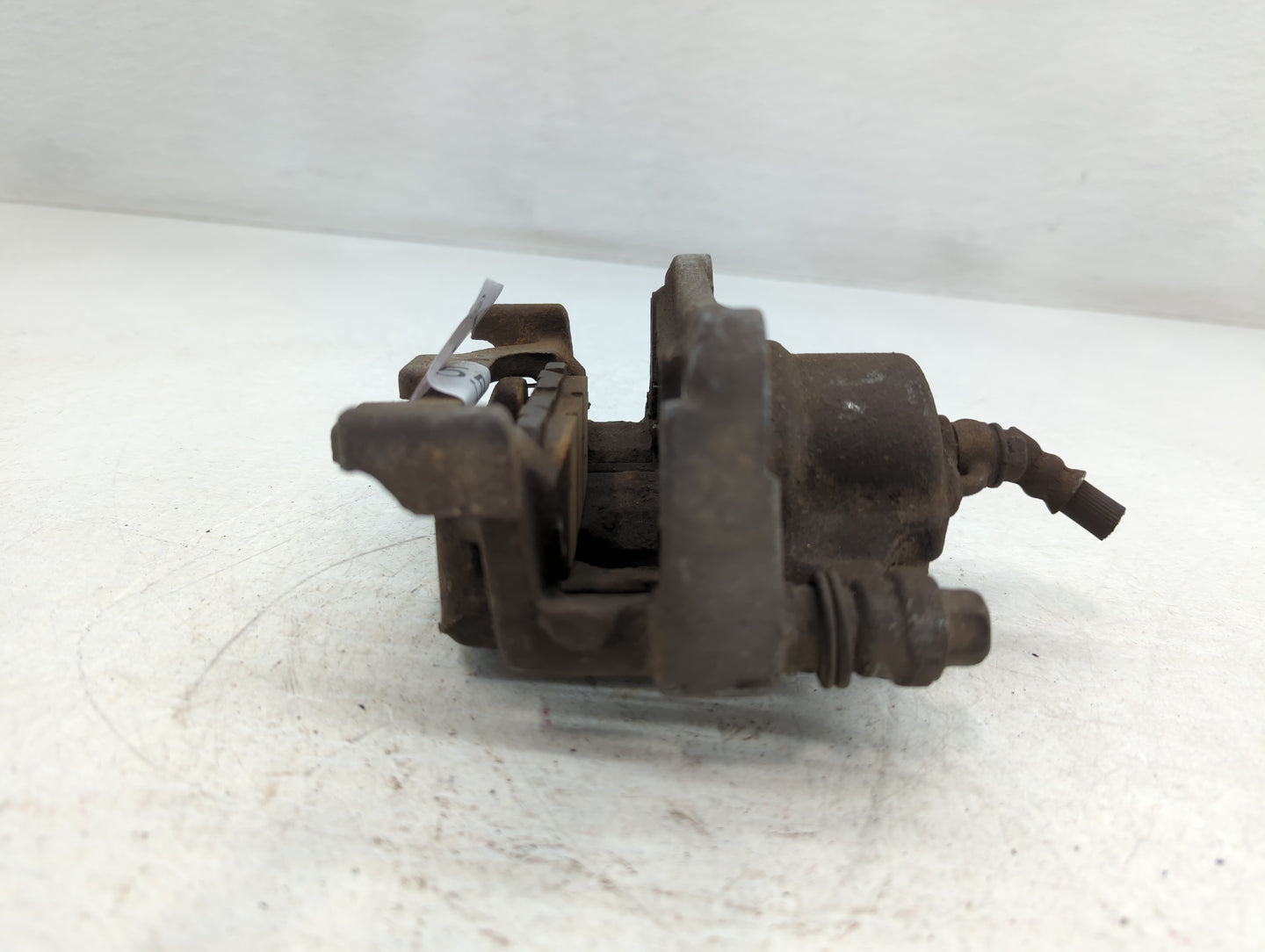 2013-2020 Nissan Pathfinder Front Passenger Right Brake Caliper - Oemusedautoparts1.com