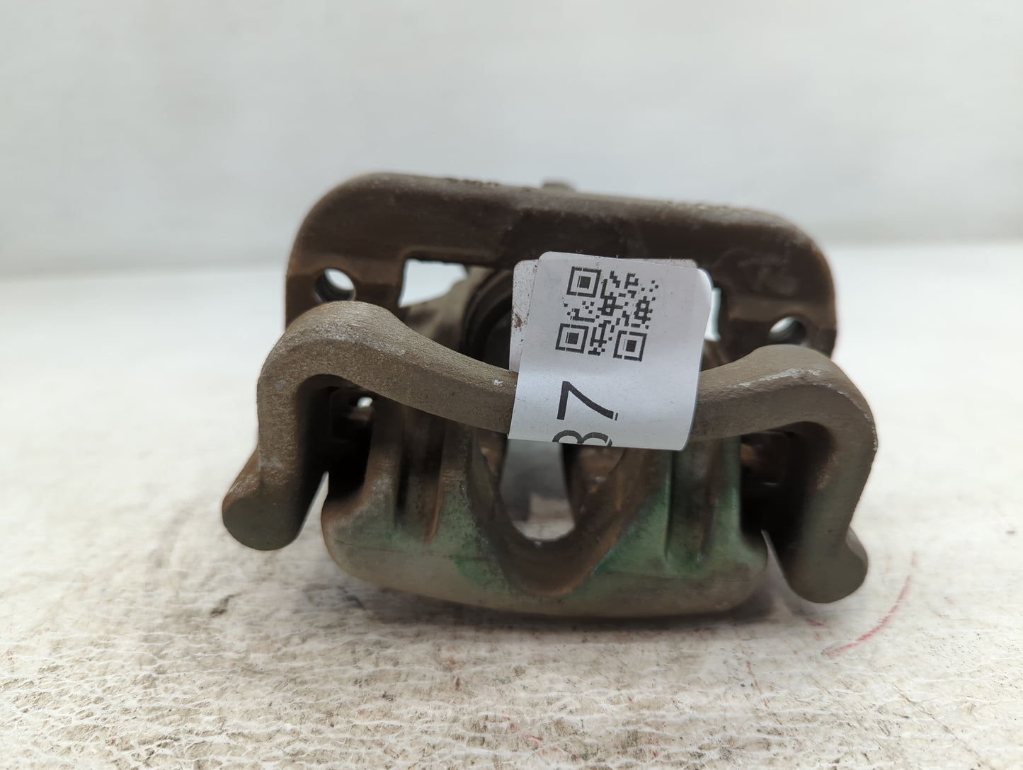 2011-2017 Buick Regal Front Driver Left Brake Caliper - Oemusedautoparts1.com