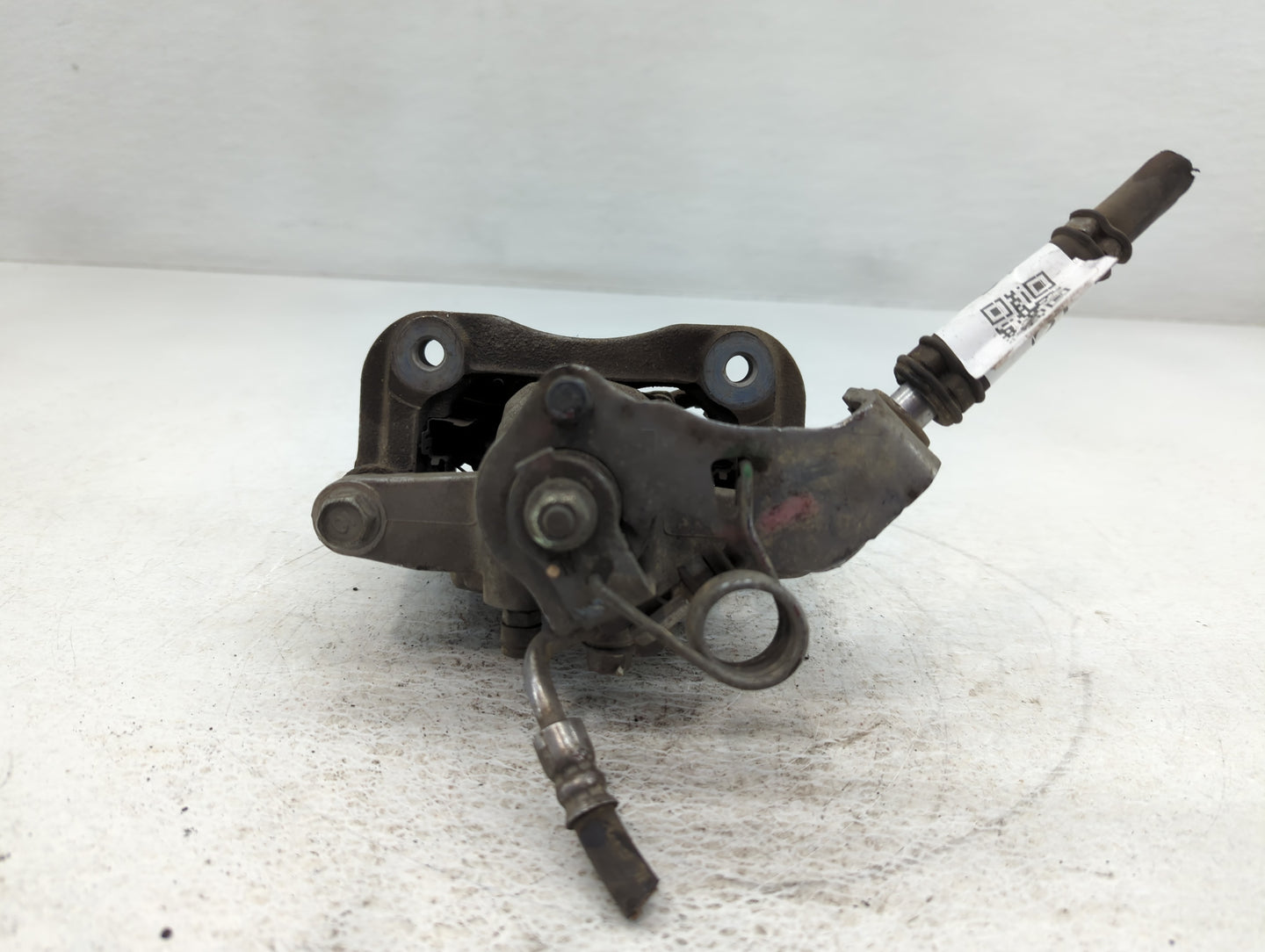 2017-2020 Hyundai Elantra Front Driver Left Brake Caliper - Oemusedautoparts1.com