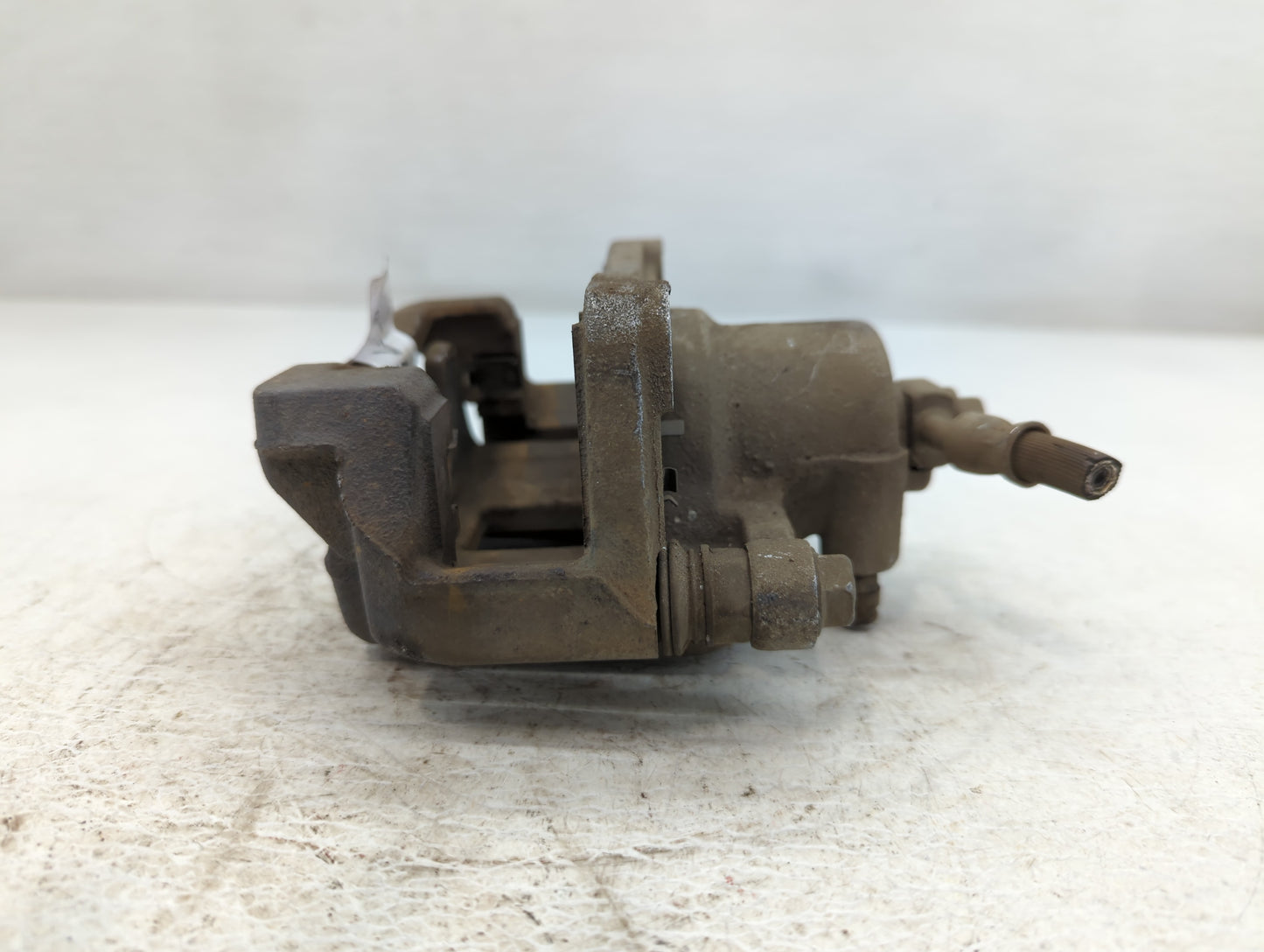 2014-2019 Cadillac Cts Front Driver Left Brake Caliper - Oemusedautoparts1.com