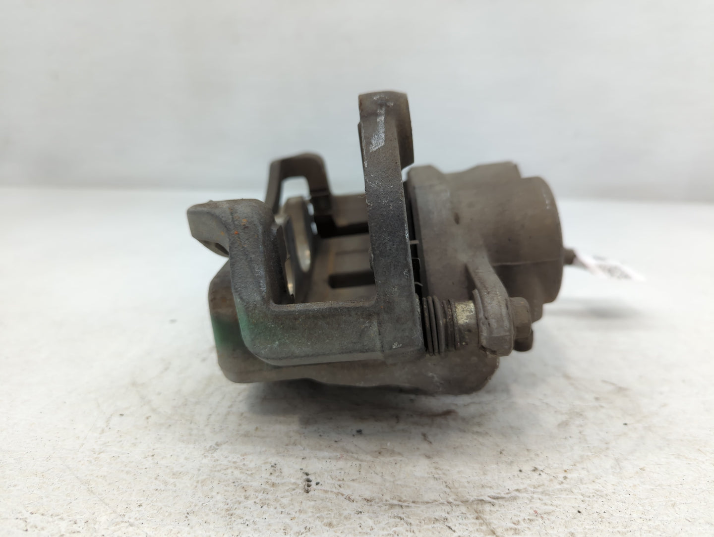 2008-2014 Cadillac Cts Front Driver Left Brake Caliper - Oemusedautoparts1.com
