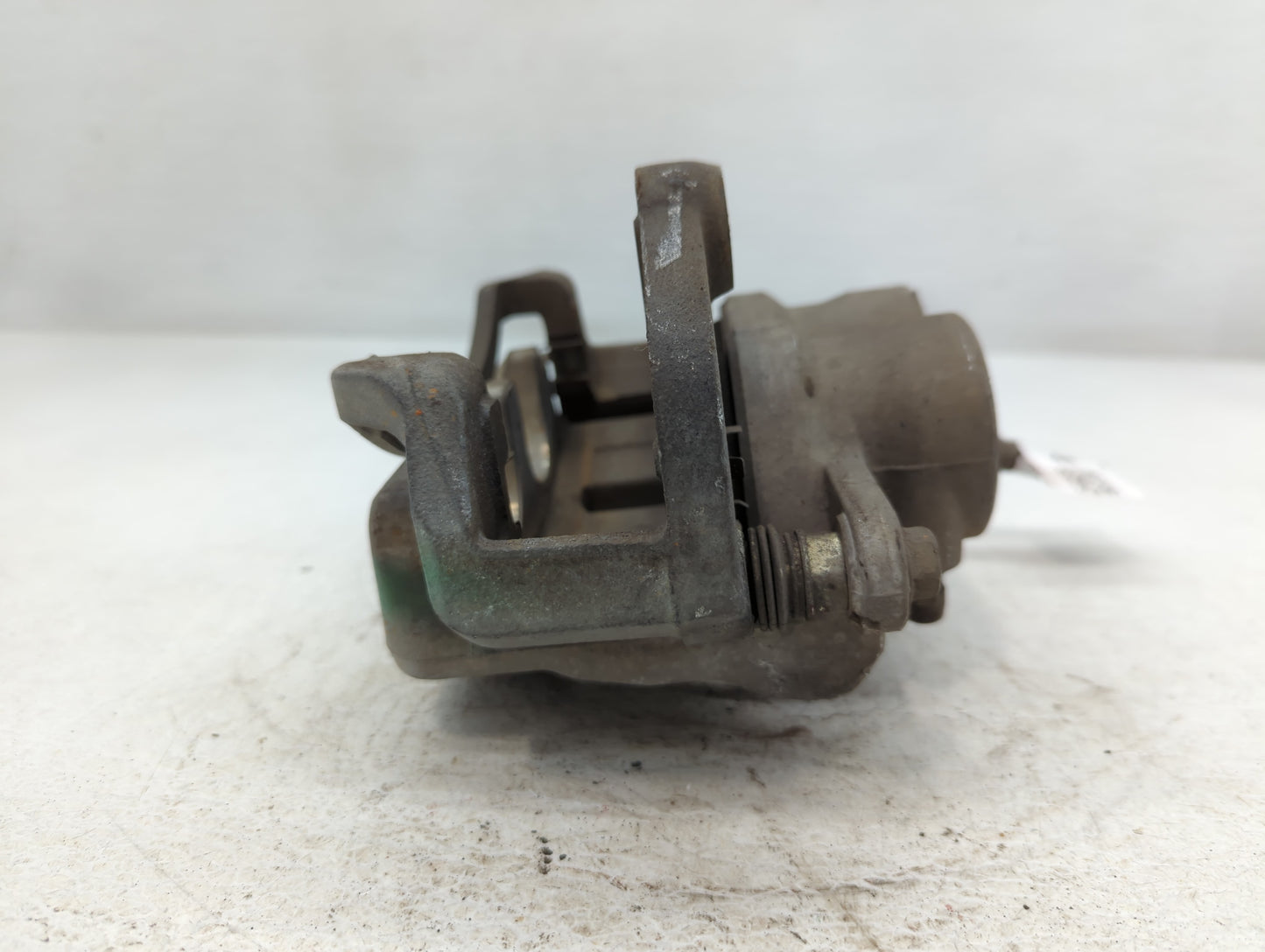 2008-2014 Cadillac Cts Front Driver Left Brake Caliper - Oemusedautoparts1.com