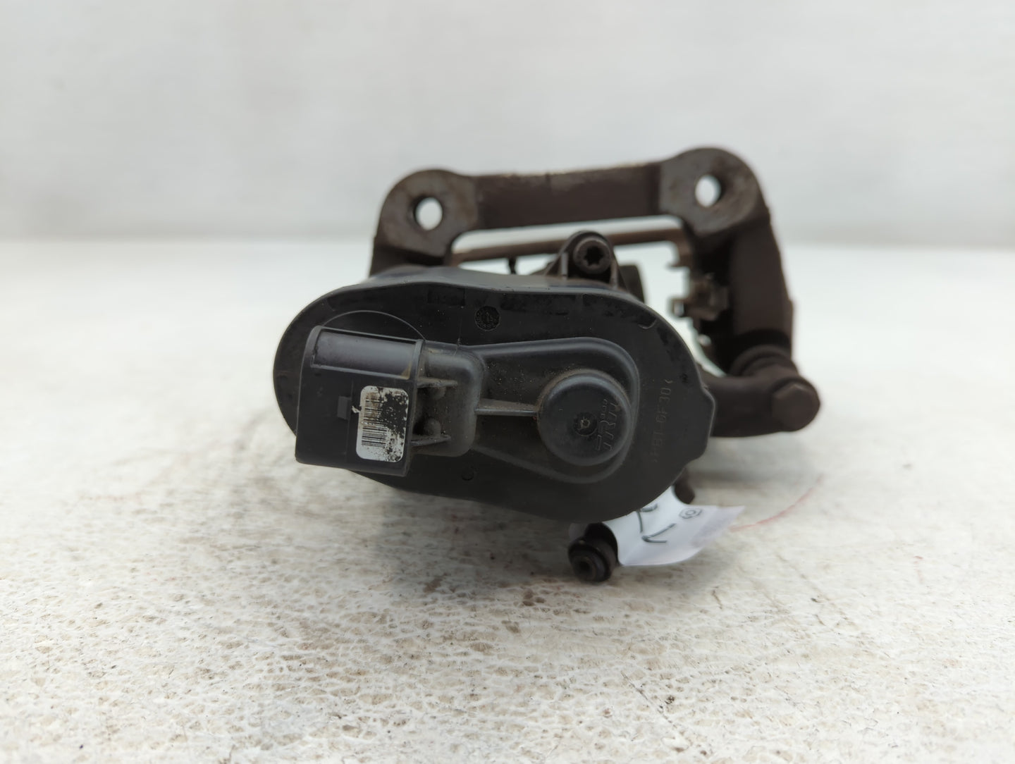 Volvo V60 Cross Country Rear Driver Left Brake Caliper - Oemusedautoparts1.com