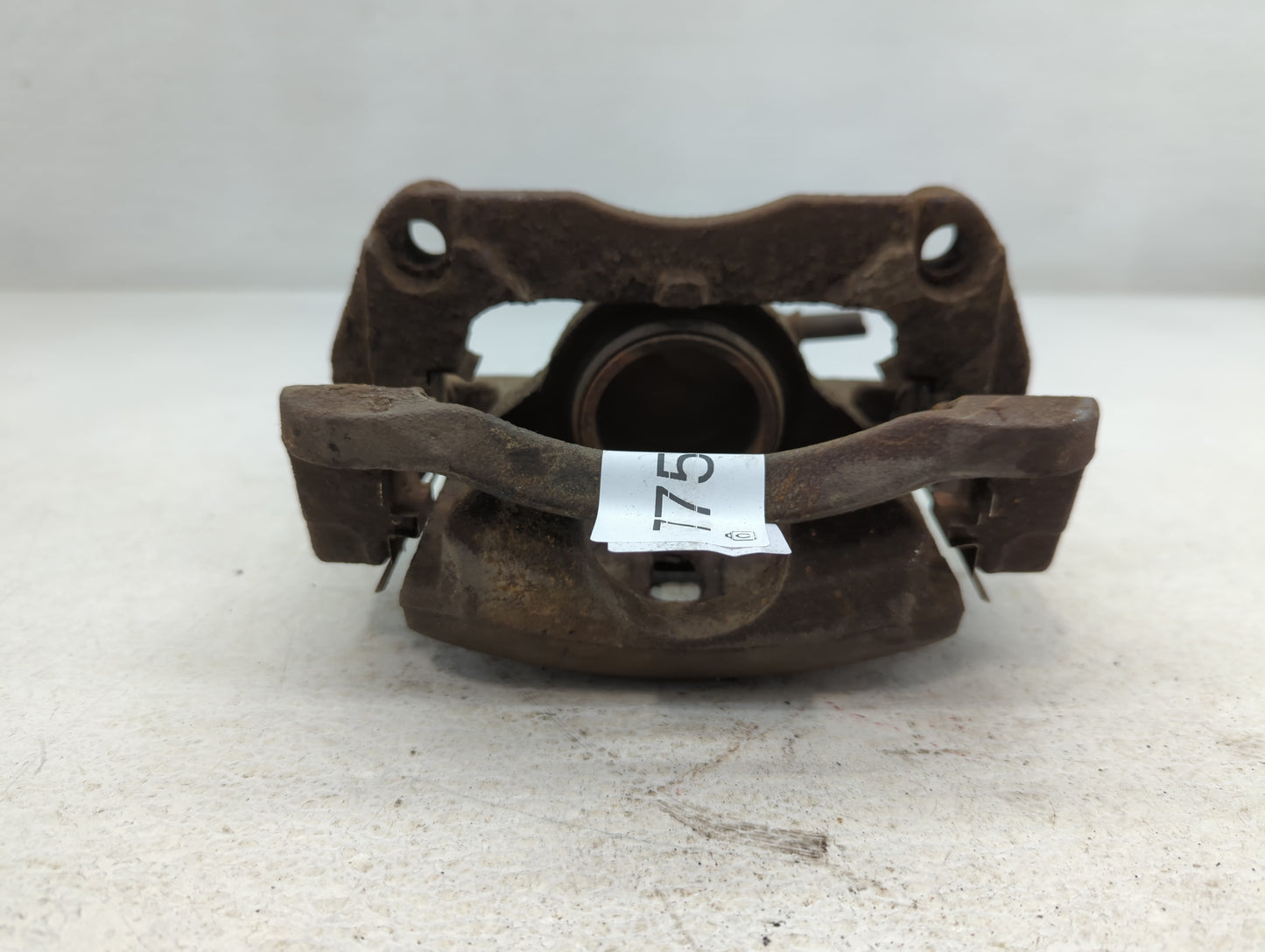 2008-2015 Nissan Rogue Front Driver Left Brake Caliper - Oemusedautoparts1.com