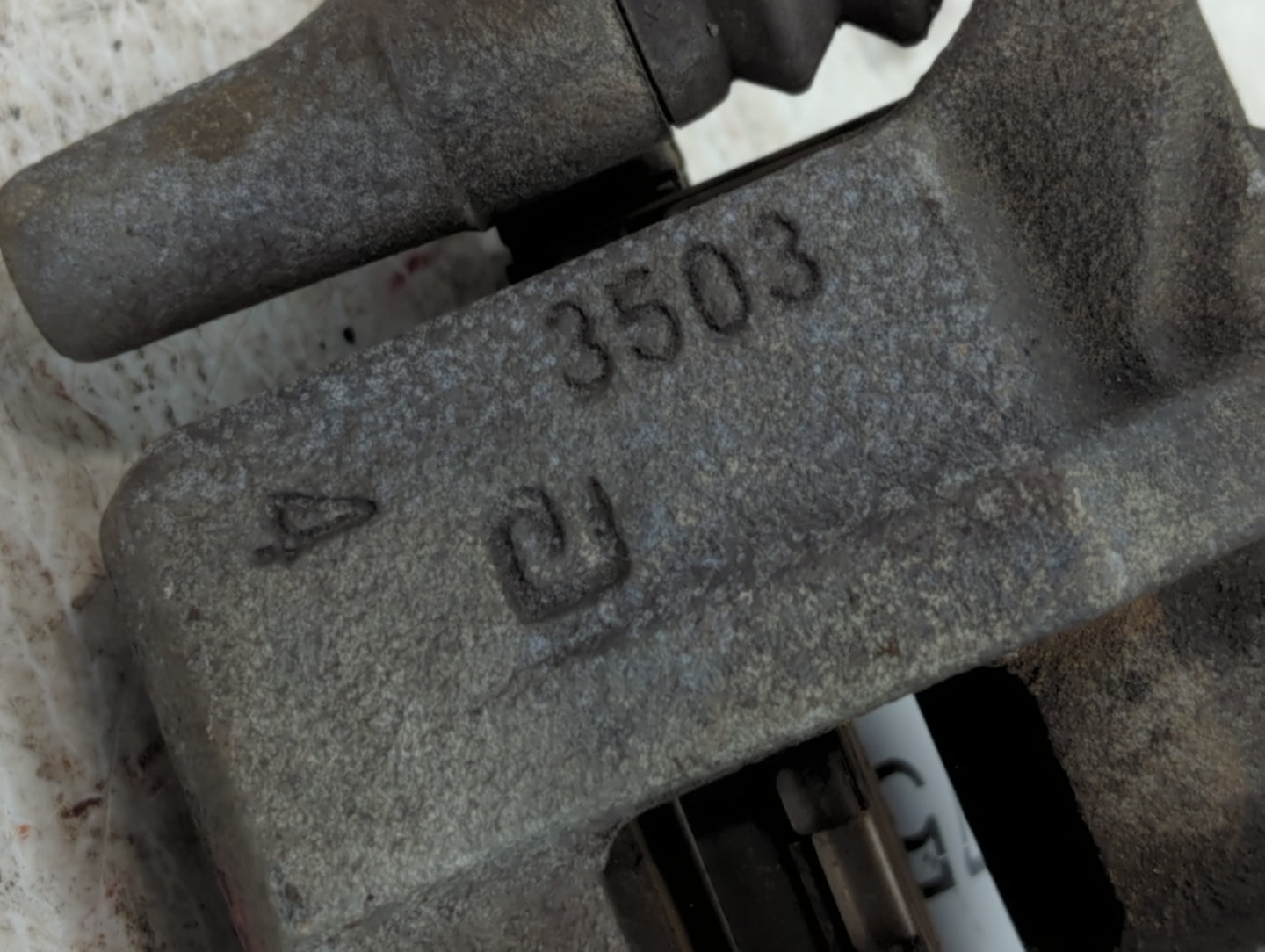 2011-2014 Chrysler 200 Front Passenger Right Brake Caliper - Oemusedautoparts1.com