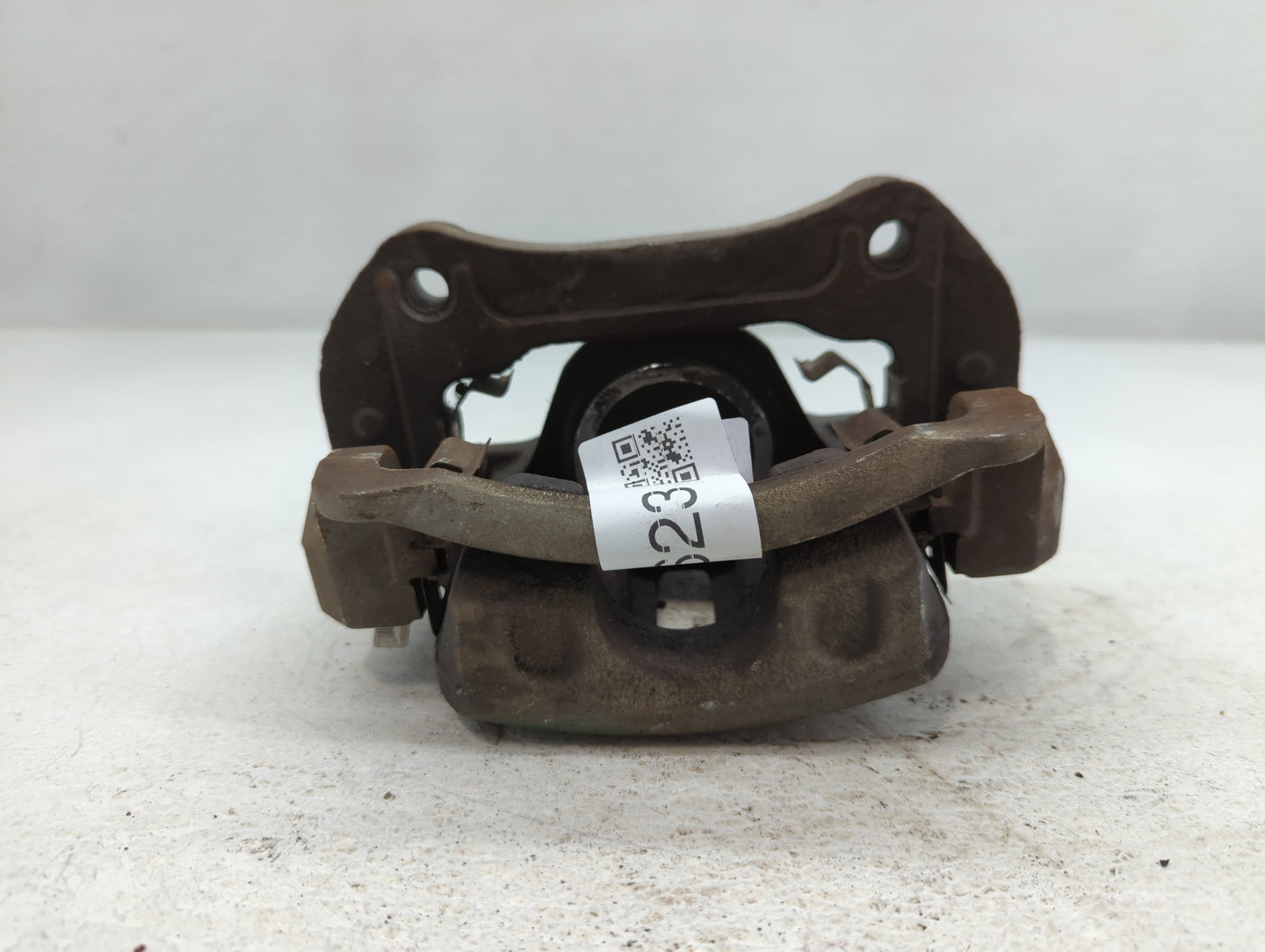 2011-2017 Buick Regal Front Driver Left Brake Caliper - Oemusedautoparts1.com