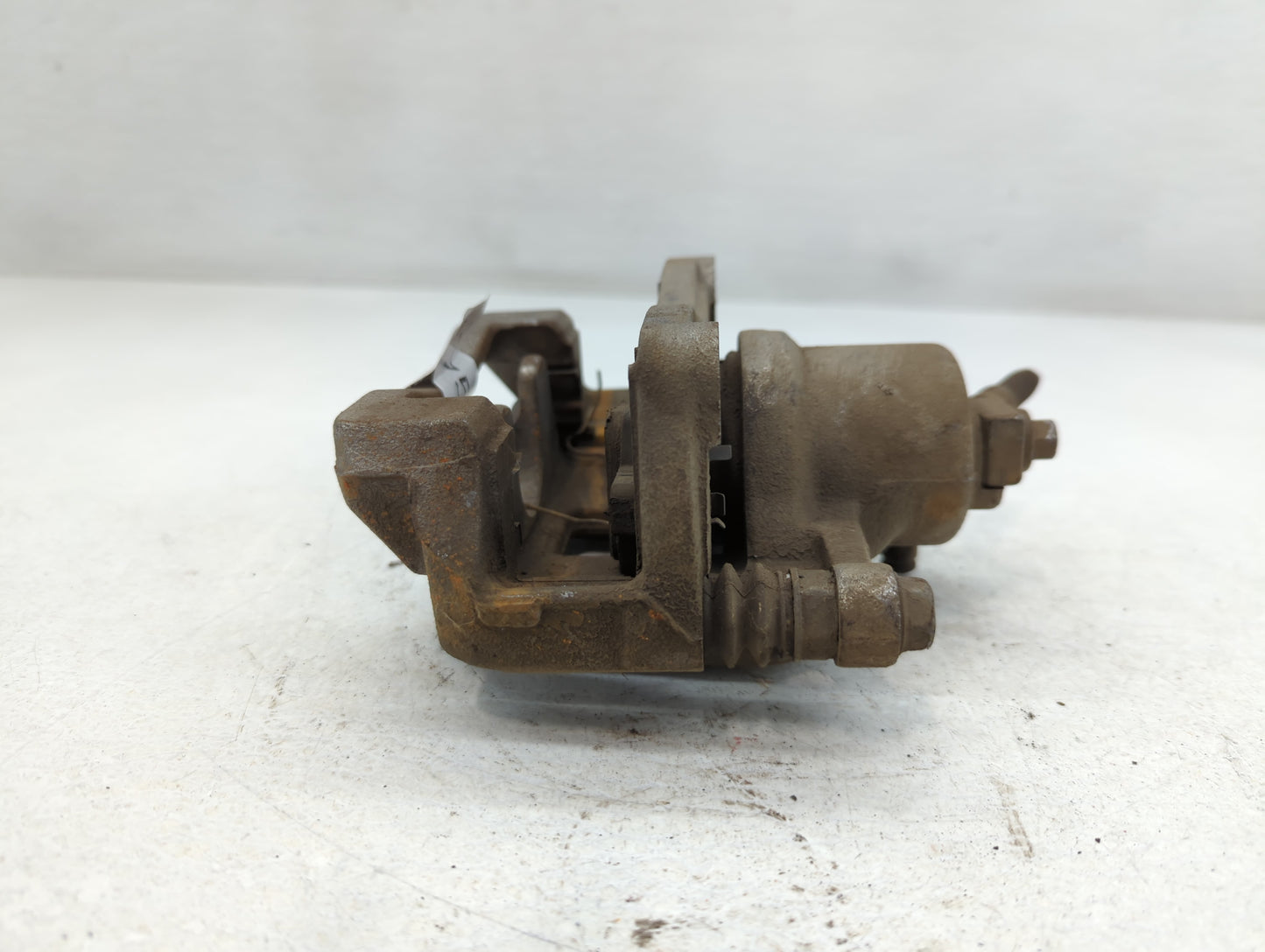 2014-2019 Cadillac Cts Rear Passenger Right Brake Caliper - Oemusedautoparts1.com