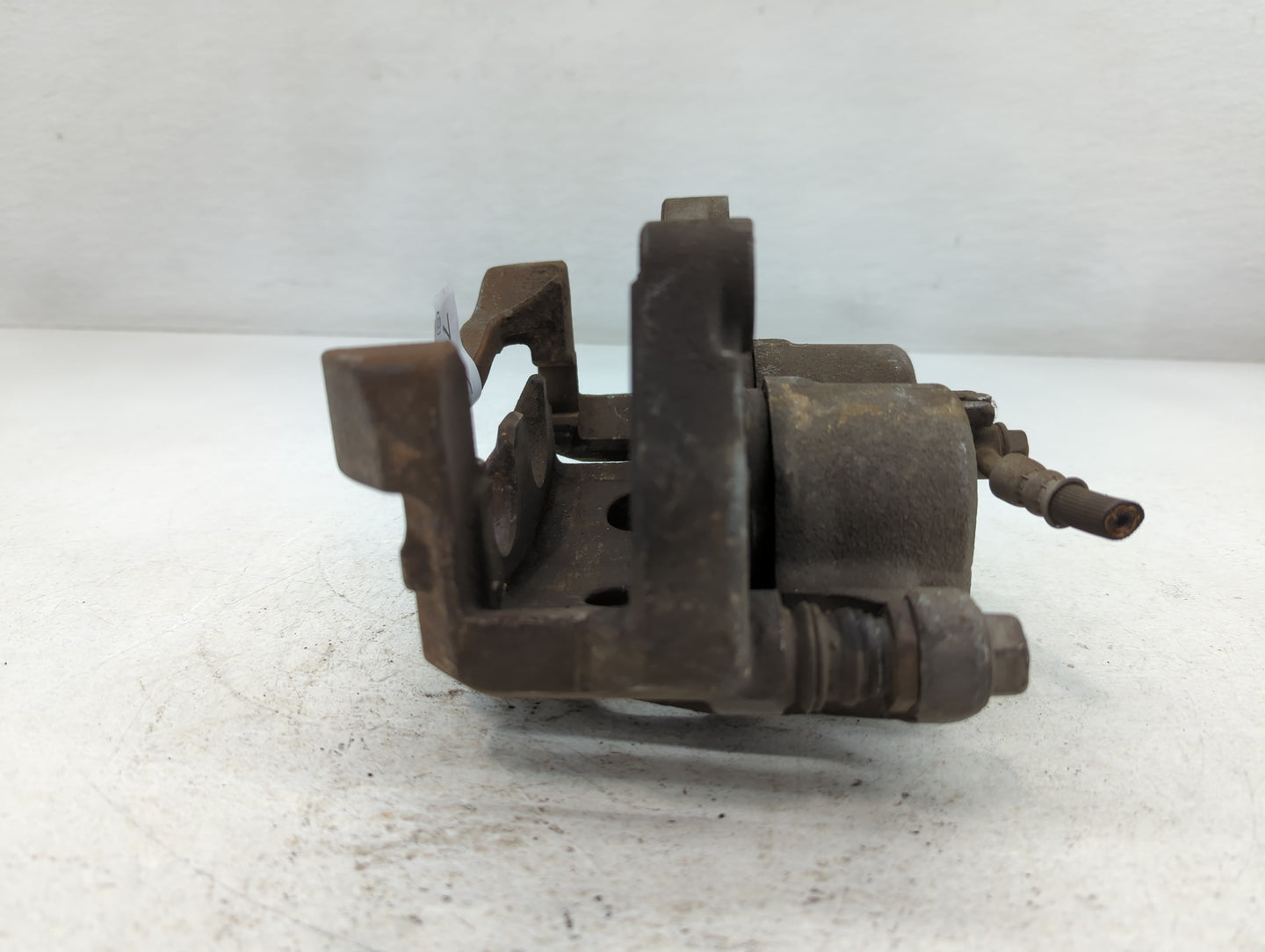2013-2020 Nissan Pathfinder Front Passenger Right Brake Caliper - Oemusedautoparts1.com