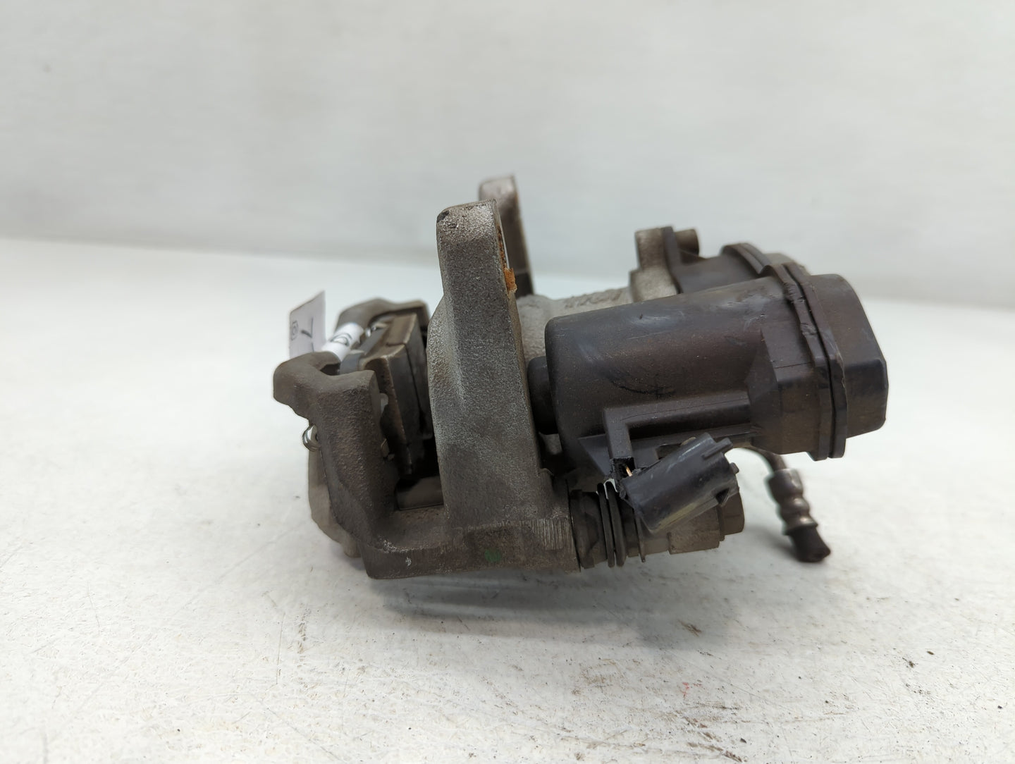 2018-2022 Chevrolet Equinox Rear Passenger Right Brake Caliper - Oemusedautoparts1.com